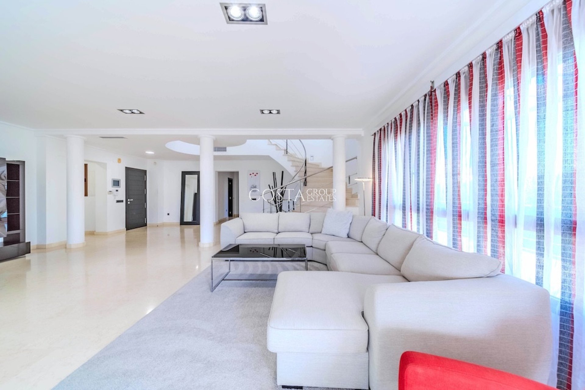 Herverkoop - Villa -
Orihuela - Cabo Roig