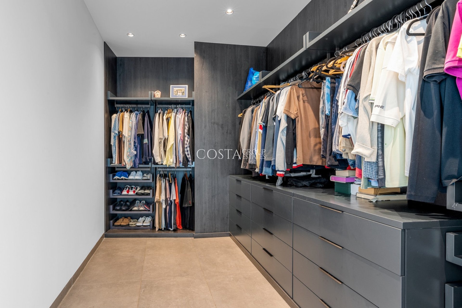 Herverkoop - Villa -
Orihuela - Cabo Roig