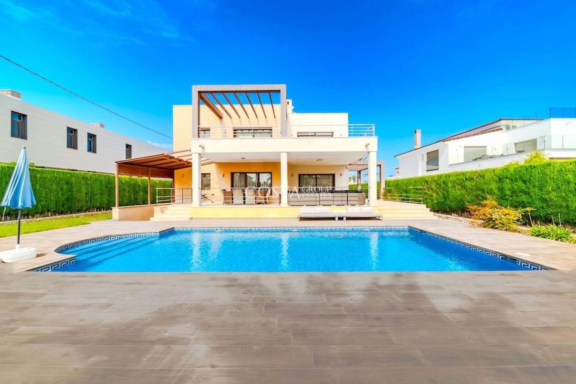 Herverkoop - Villa -
Orihuela - Cabo Roig