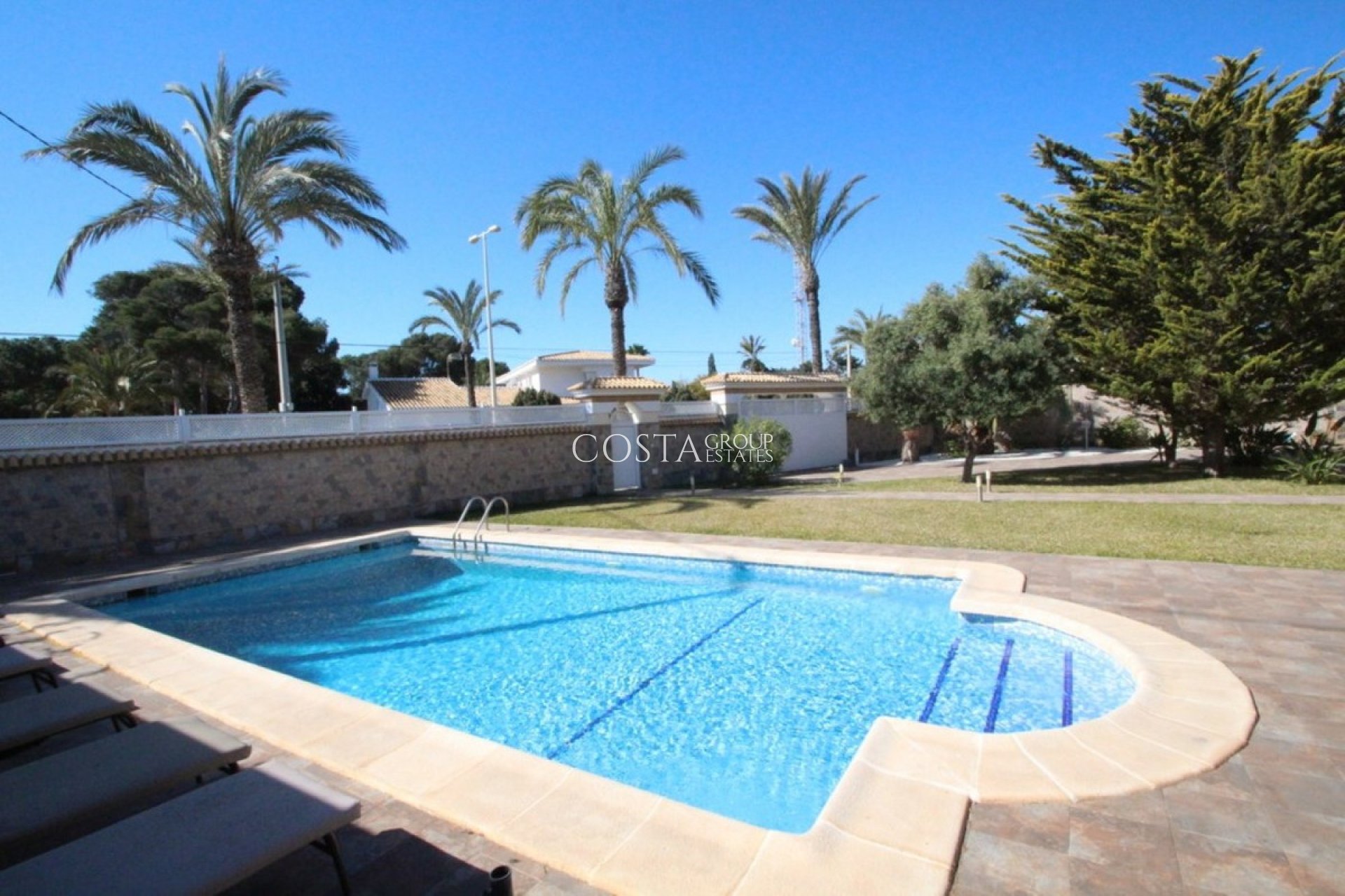 Herverkoop - Villa -
Orihuela - Cabo Roig