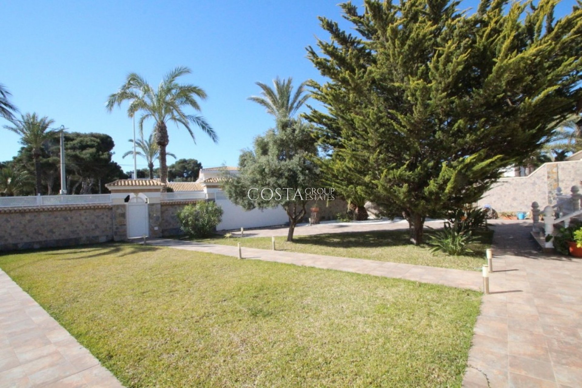 Herverkoop - Villa -
Orihuela - Cabo Roig