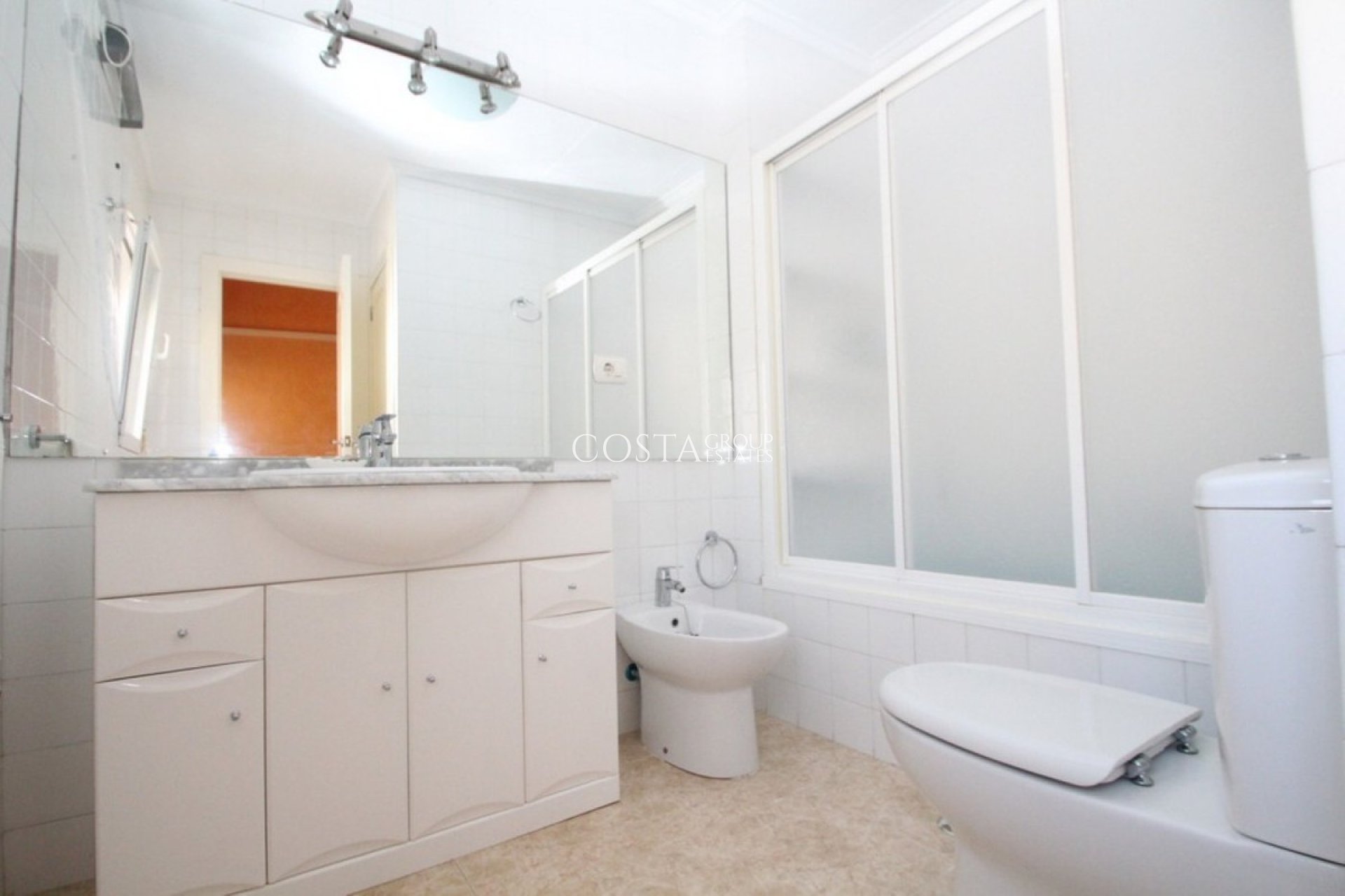 Herverkoop - Villa -
Orihuela - Cabo Roig