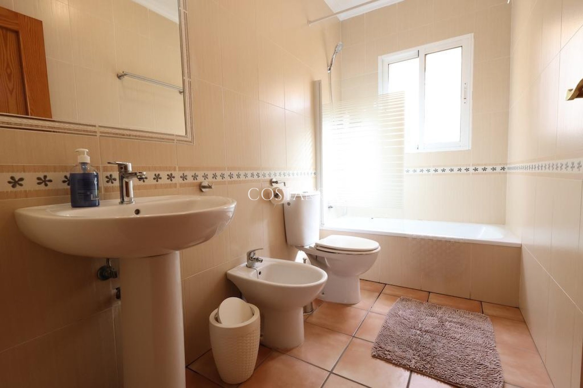 Herverkoop - Villa -
Orihuela - Cabo Roig