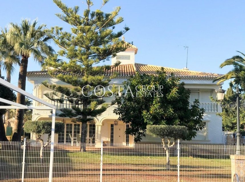 Herverkoop - Villa -
Orihuela - Cabo Roig