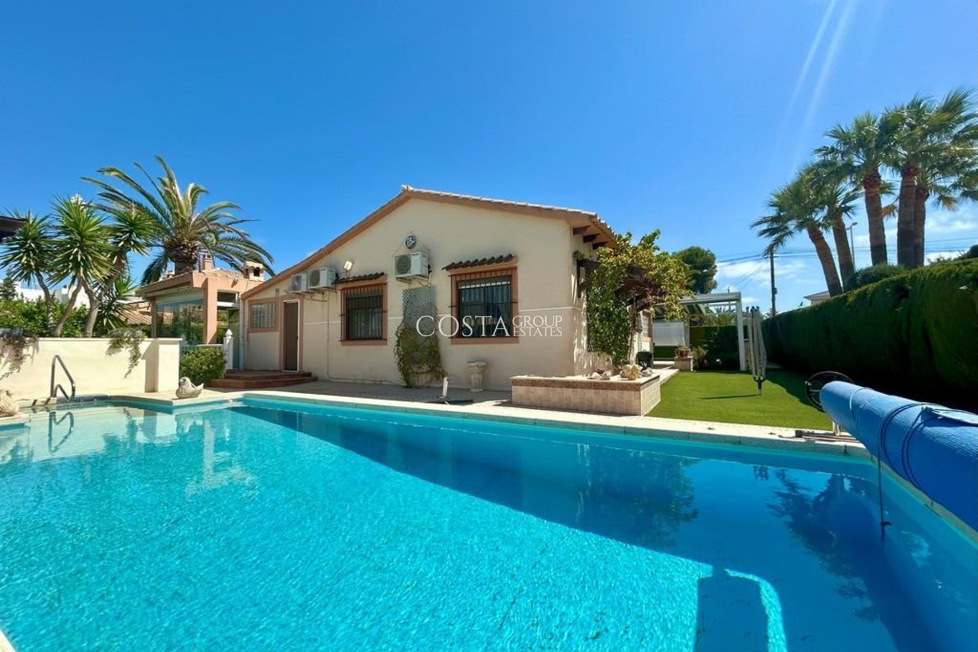 Herverkoop - Villa -
Orihuela - Cabo Roig