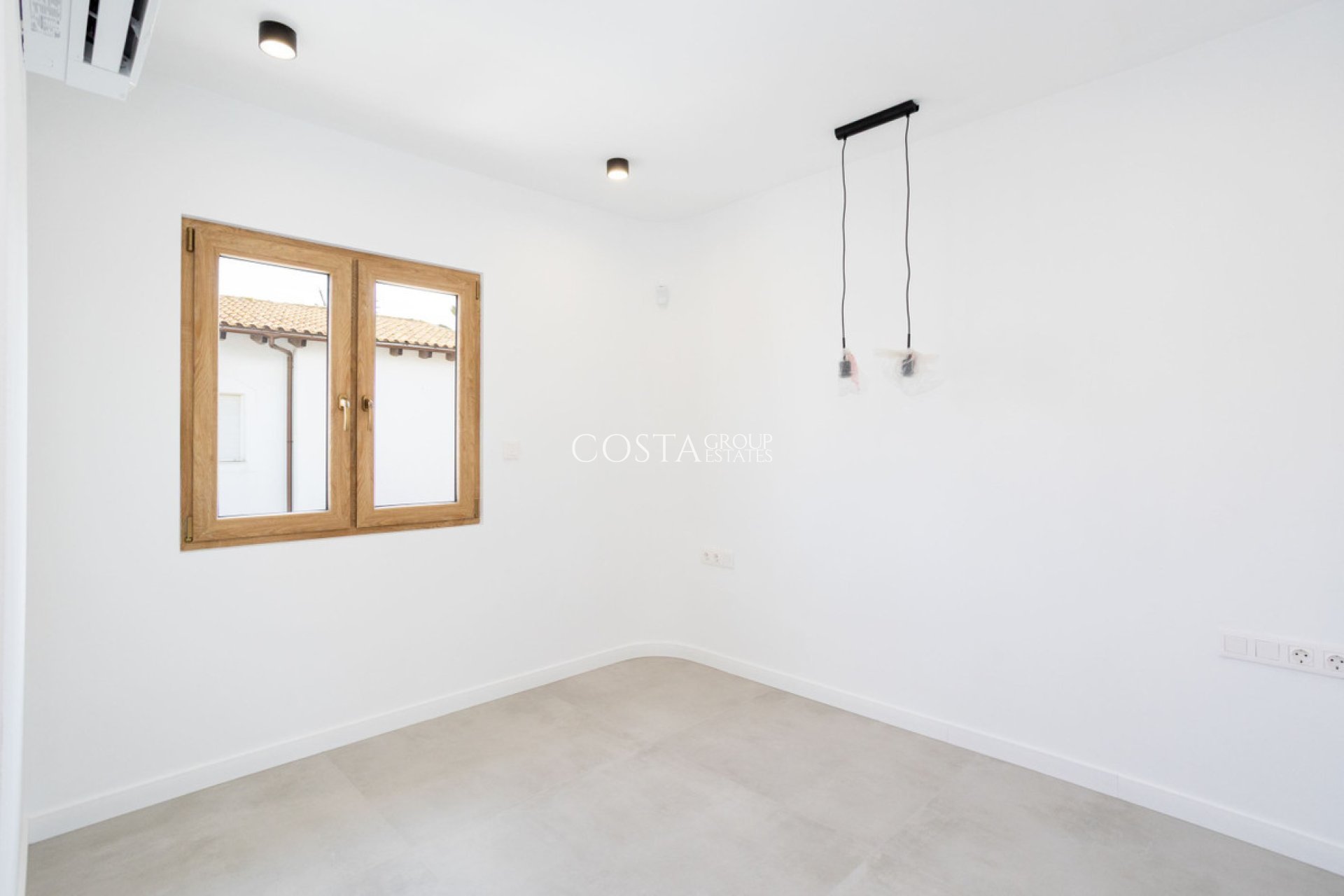 Herverkoop - Villa -
Orihuela - Cabo Roig