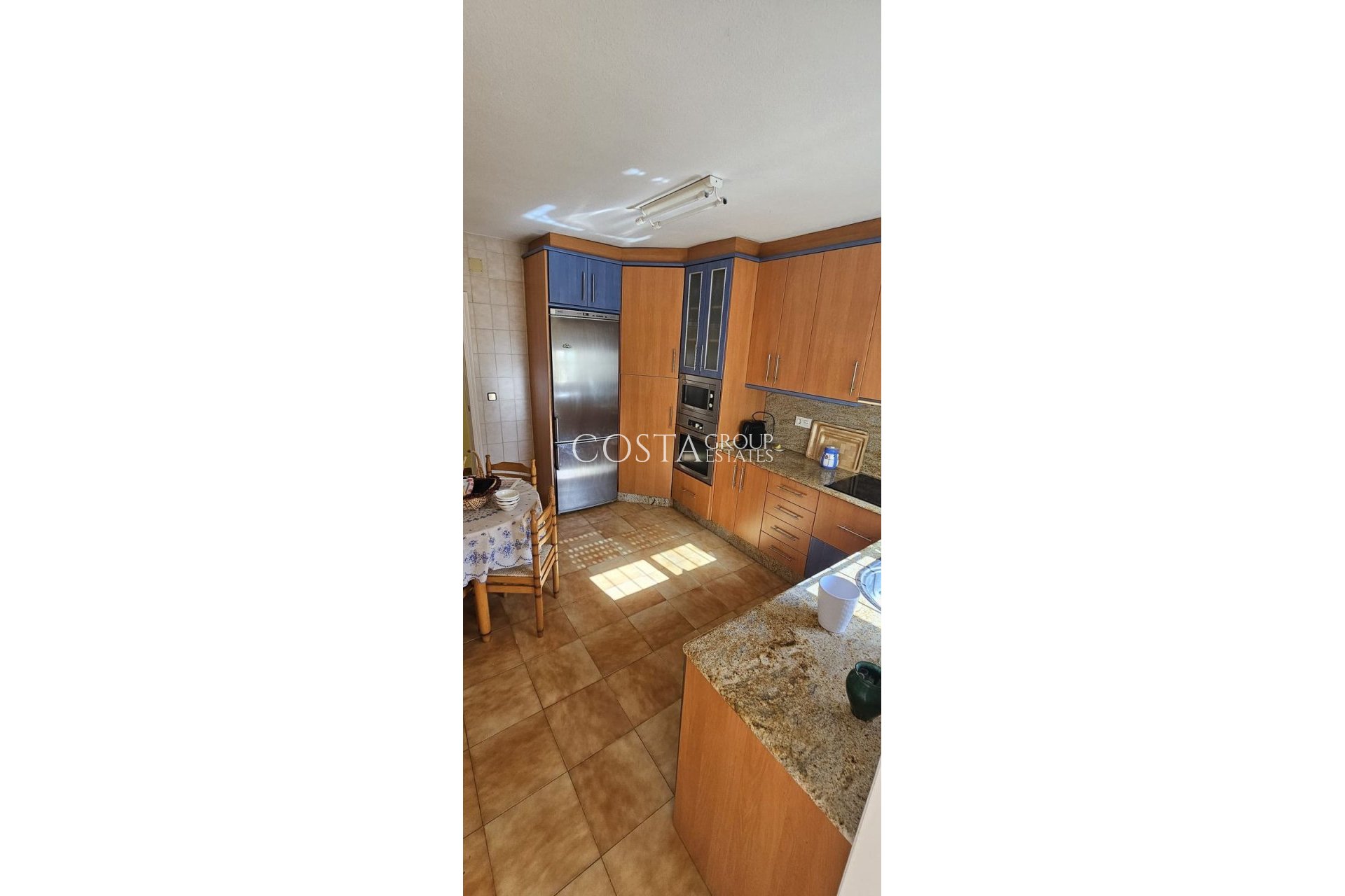 Herverkoop - Villa -
Orihuela - Campoamor