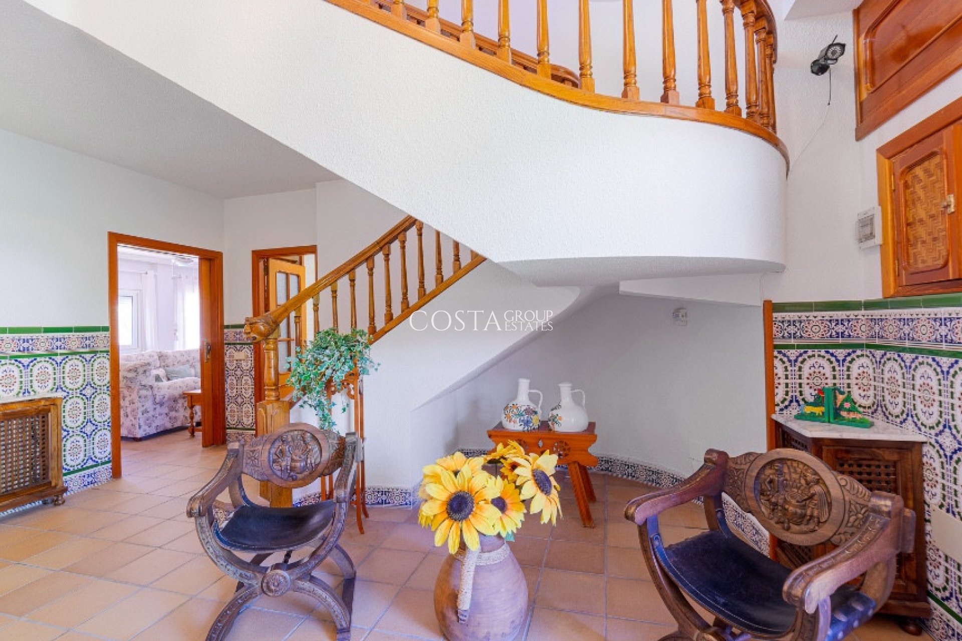 Herverkoop - Villa -
Orihuela - Campoamor