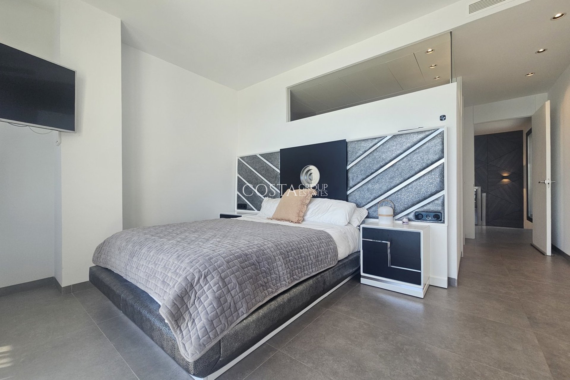 Herverkoop - Villa -
Orihuela Costa - Cabo Roig