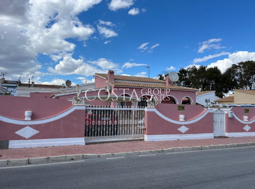 Herverkoop - Villa -
Orihuela Costa - Cabo Roig