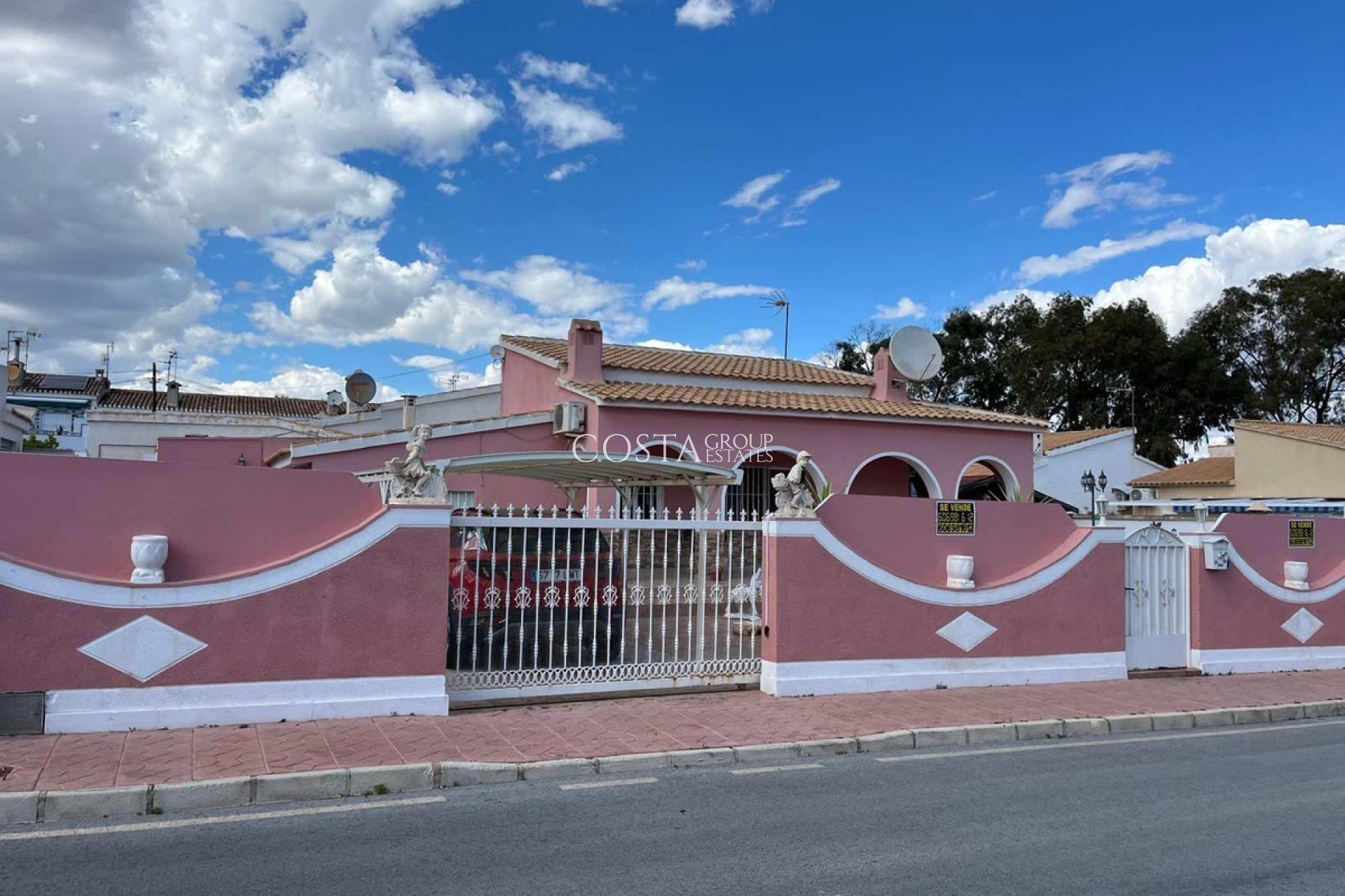 Herverkoop - Villa -
Orihuela Costa - Cabo Roig