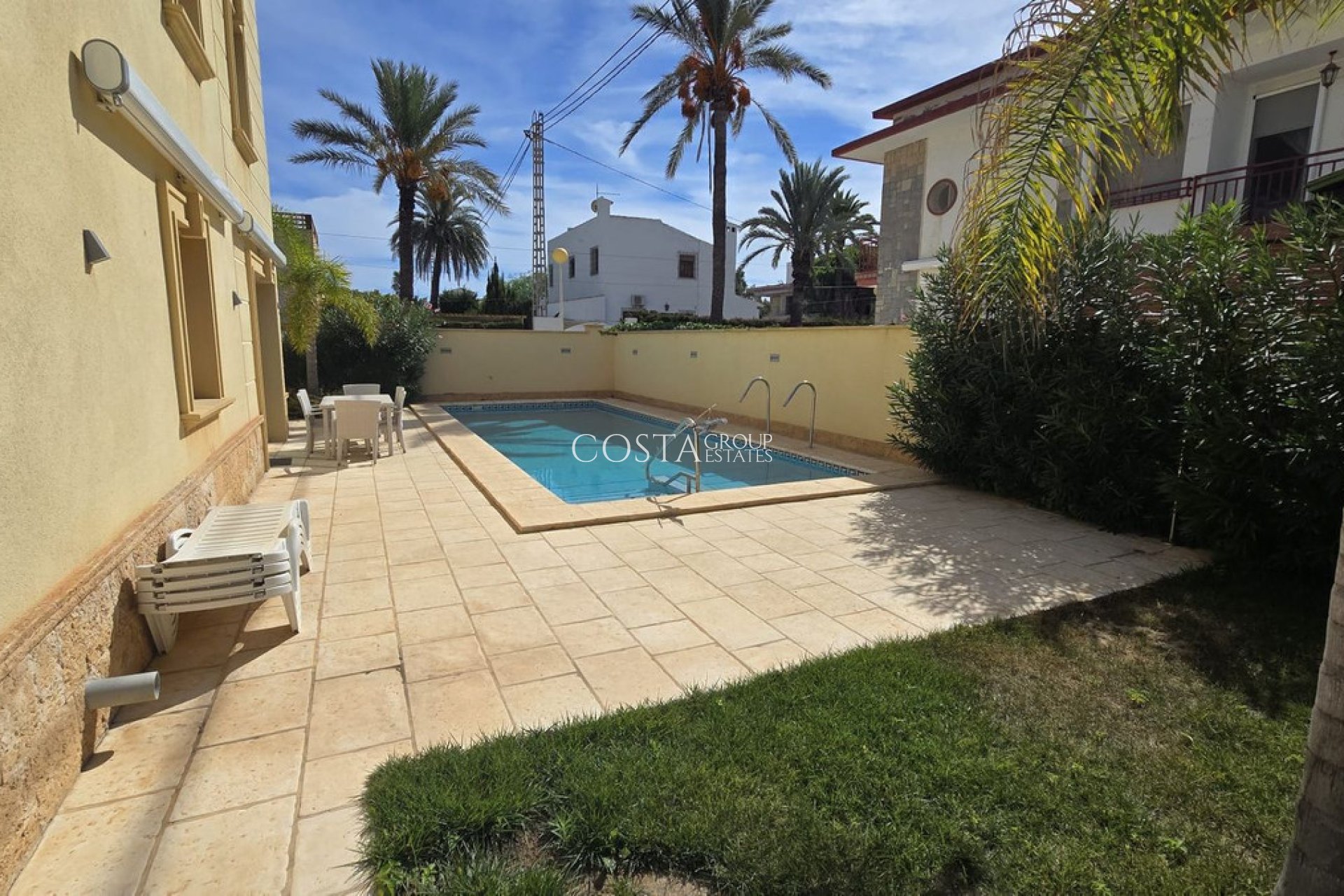 Herverkoop - Villa -
Orihuela Costa - Cabo Roig