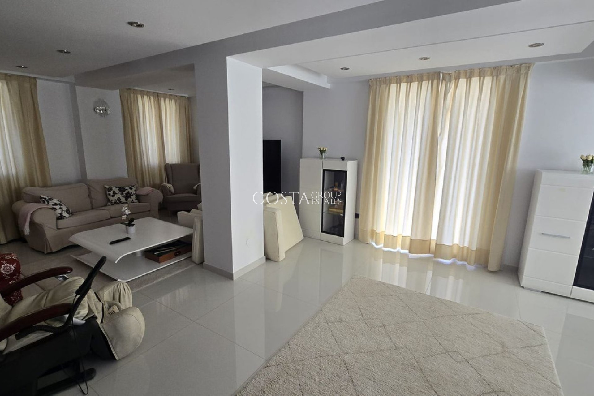 Herverkoop - Villa -
Orihuela Costa - Cabo Roig