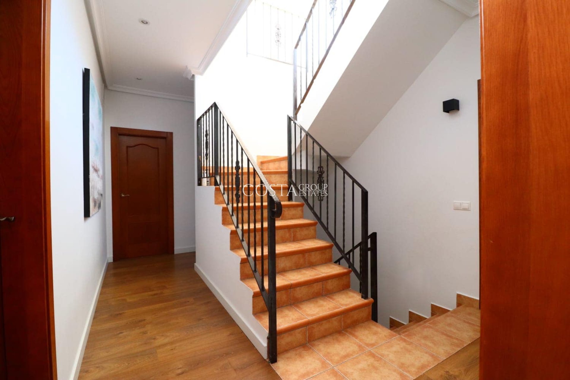 Herverkoop - Villa -
Orihuela Costa - Campoamor