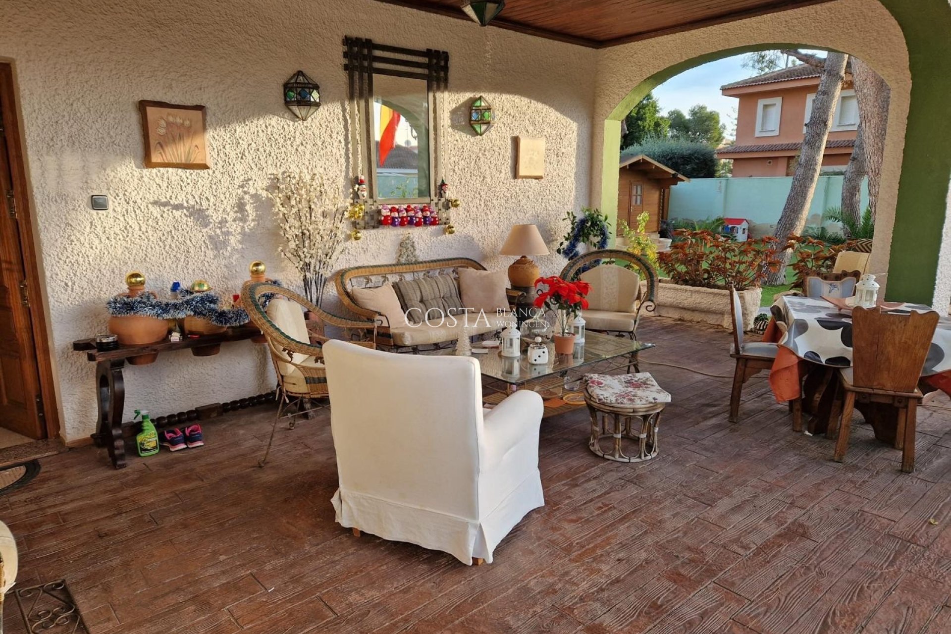 Herverkoop - Villa -
Orihuela Costa - Campoamor