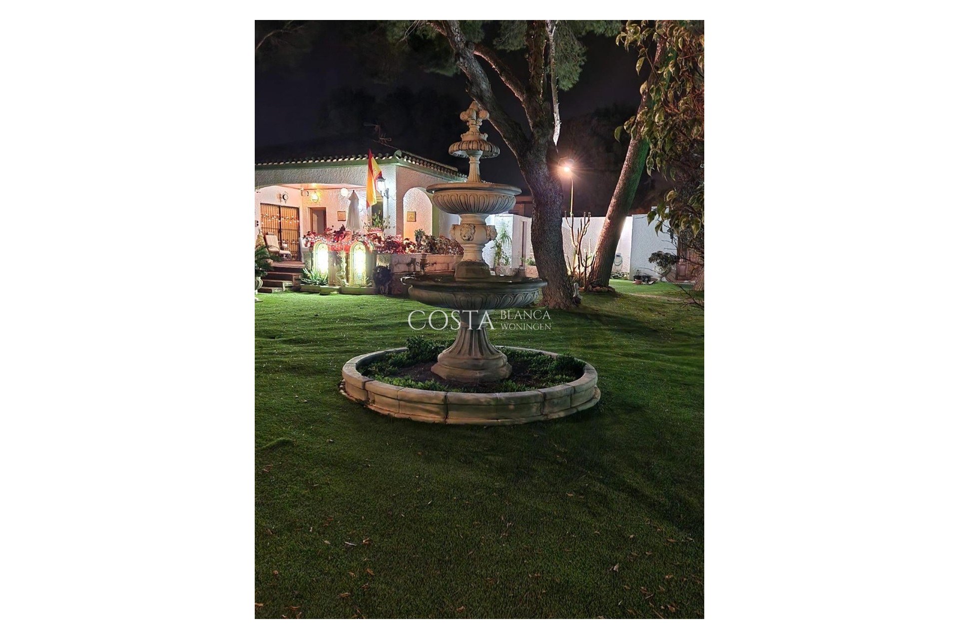 Herverkoop - Villa -
Orihuela Costa - Campoamor