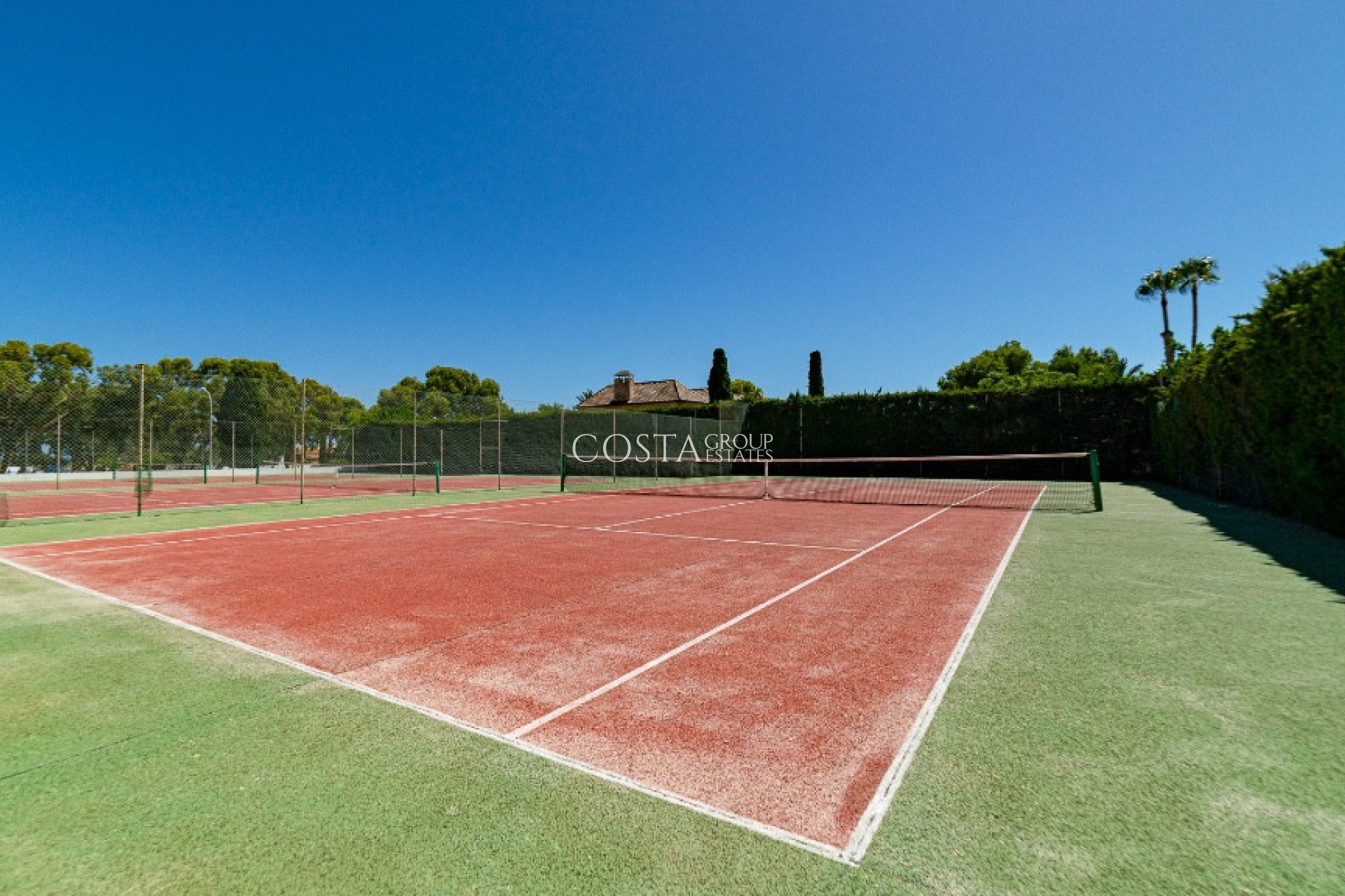 Herverkoop - Villa -
Orihuela Costa - Campoamor