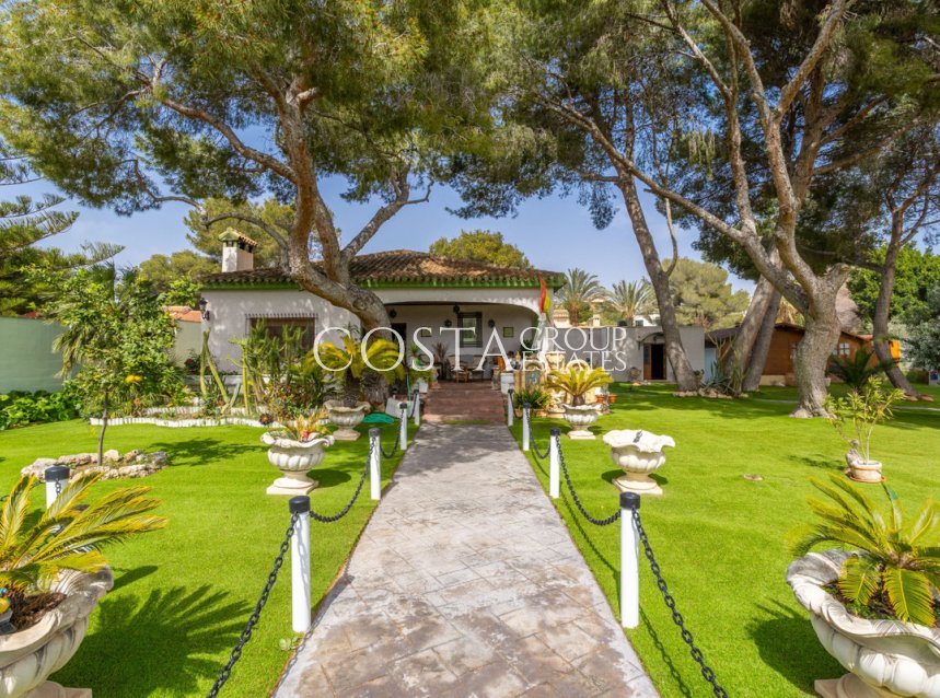 Herverkoop - Villa -
Orihuela Costa - Campoamor