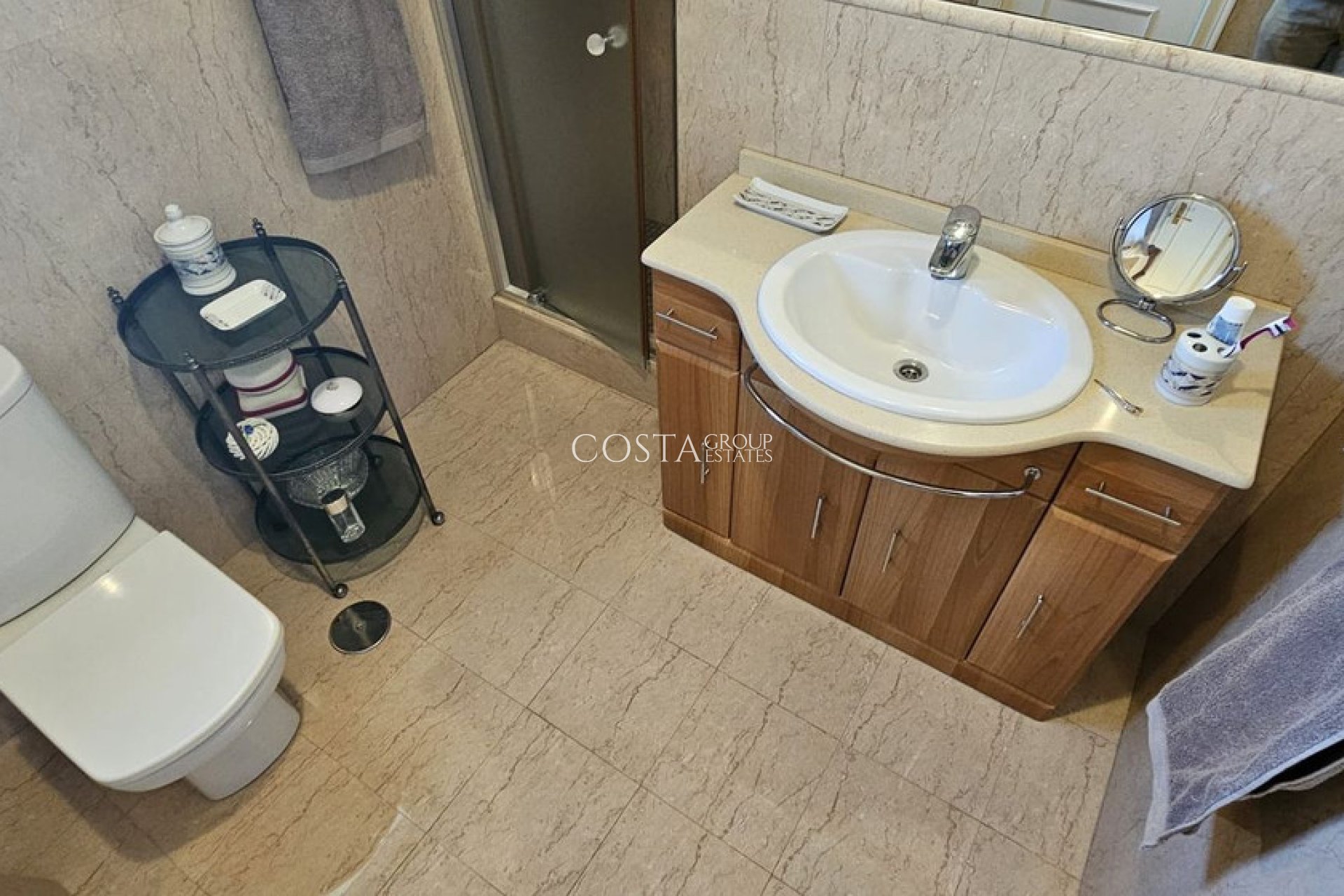 Herverkoop - Villa -
Orihuela Costa - Campoamor