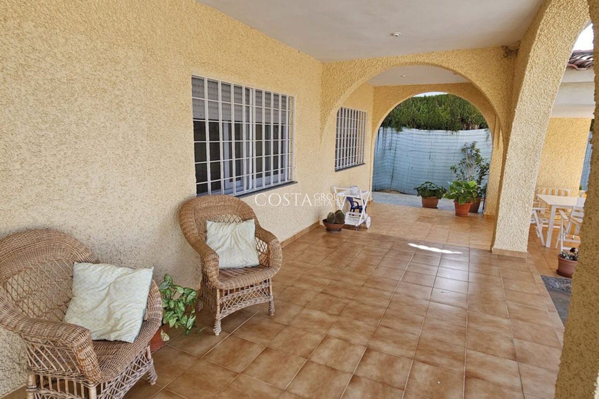 Herverkoop - Villa -
Orihuela Costa - Campoamor