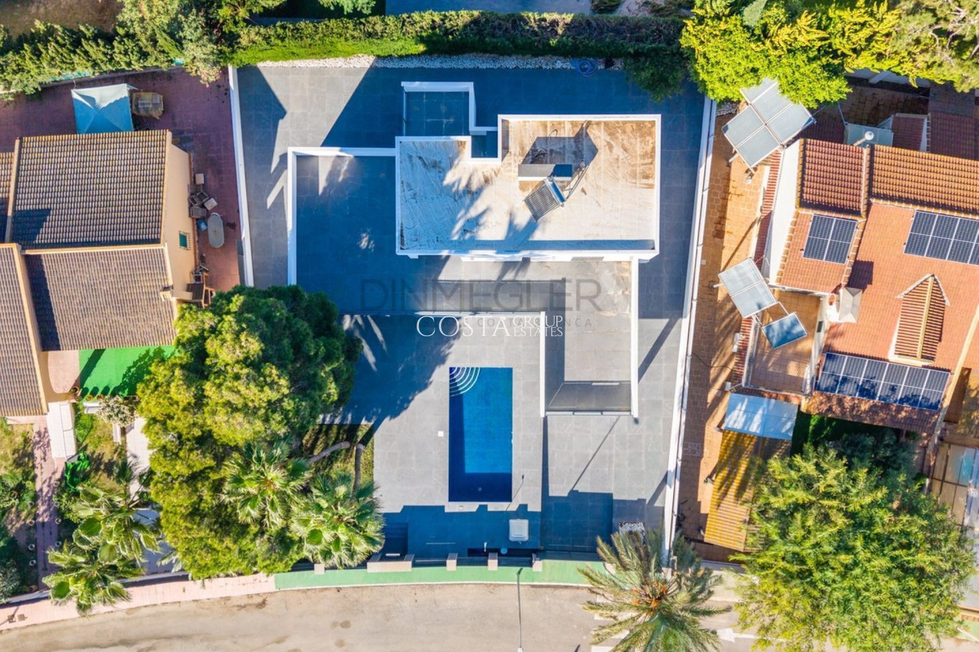 Herverkoop - Villa -
Orihuela Costa - Campoamor