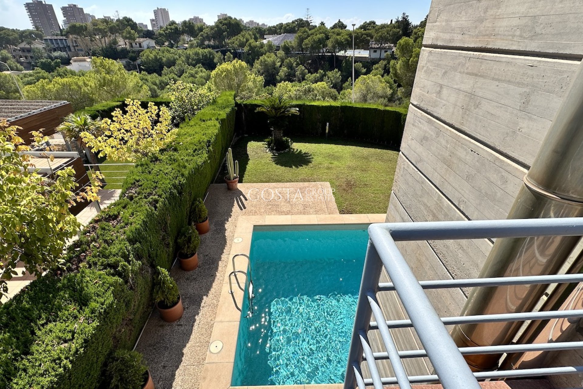 Herverkoop - Villa -
Orihuela Costa - Dehesa de campoamor