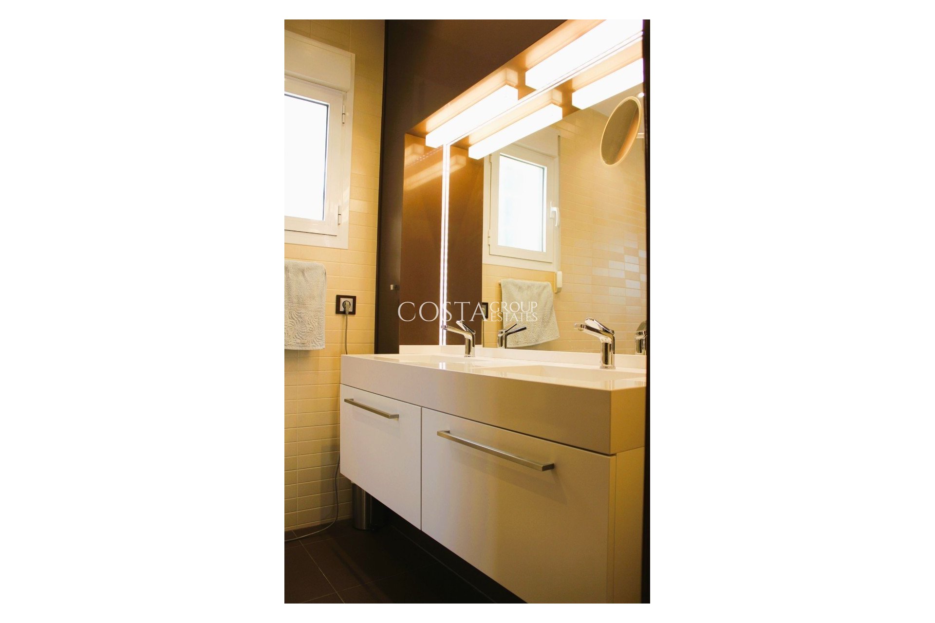 Herverkoop - Villa -
Orihuela Costa - Dehesa de campoamor