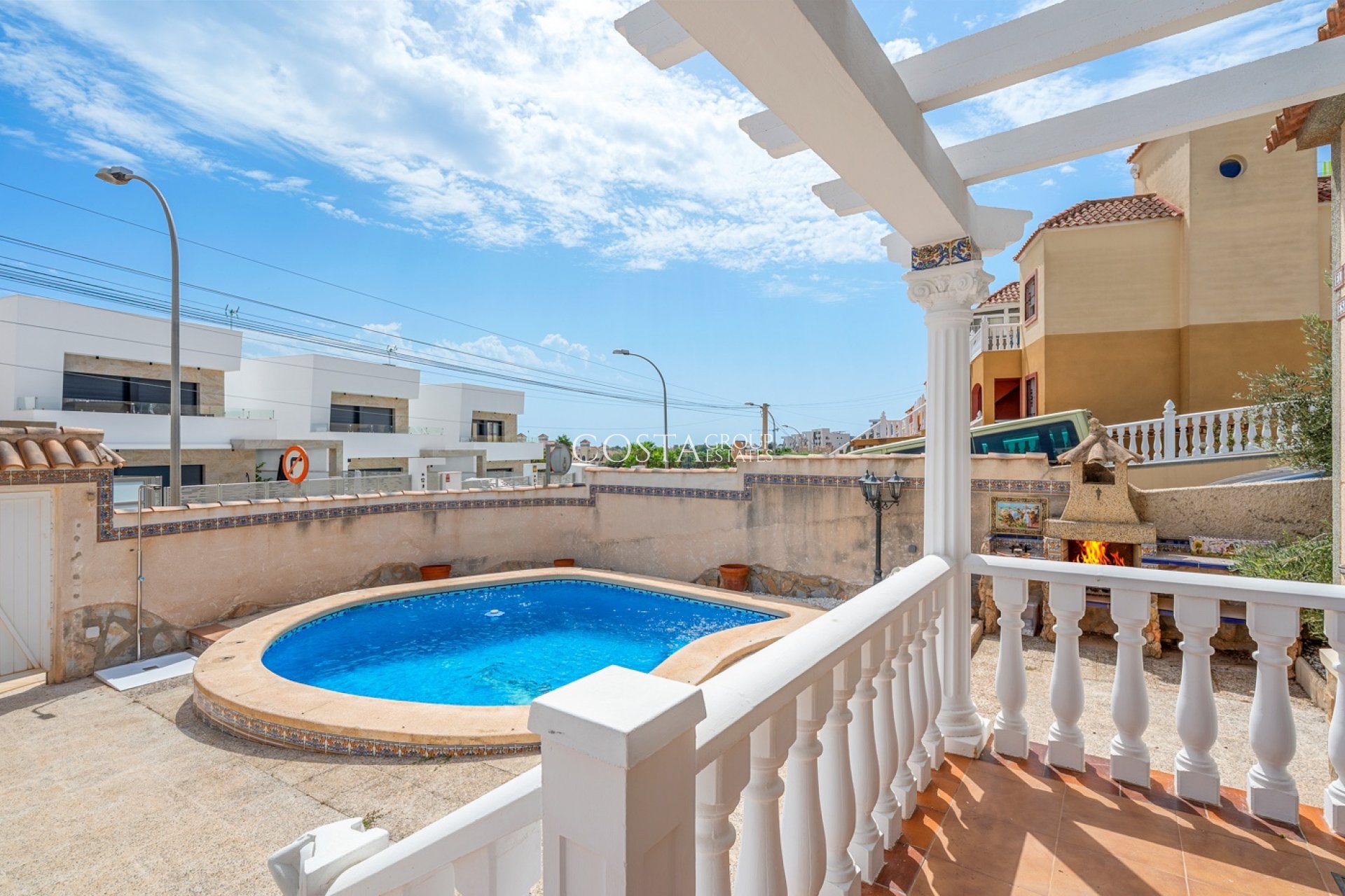 Herverkoop - Villa -
Orihuela Costa - El Galan