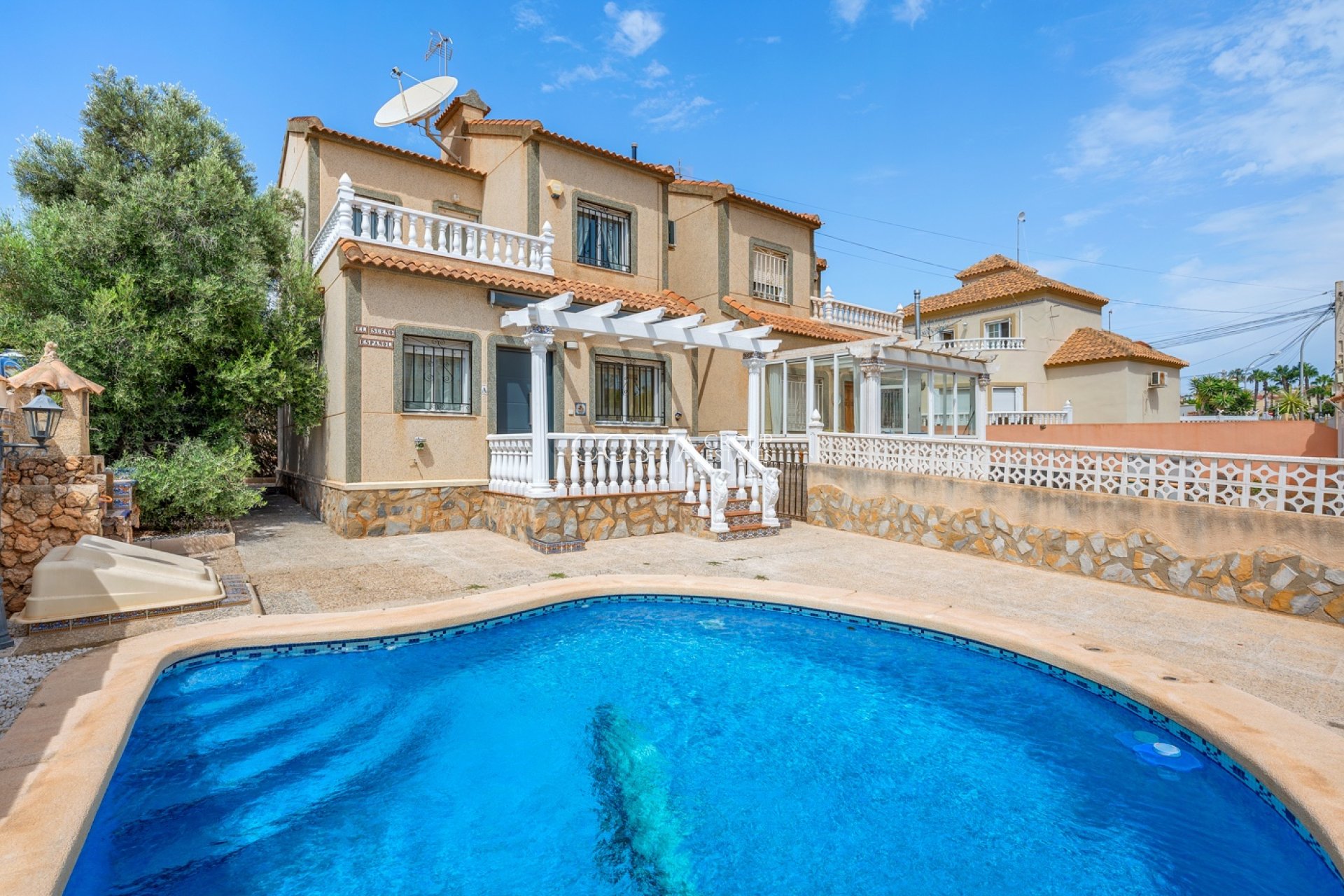 Herverkoop - Villa -
Orihuela Costa - El Galan