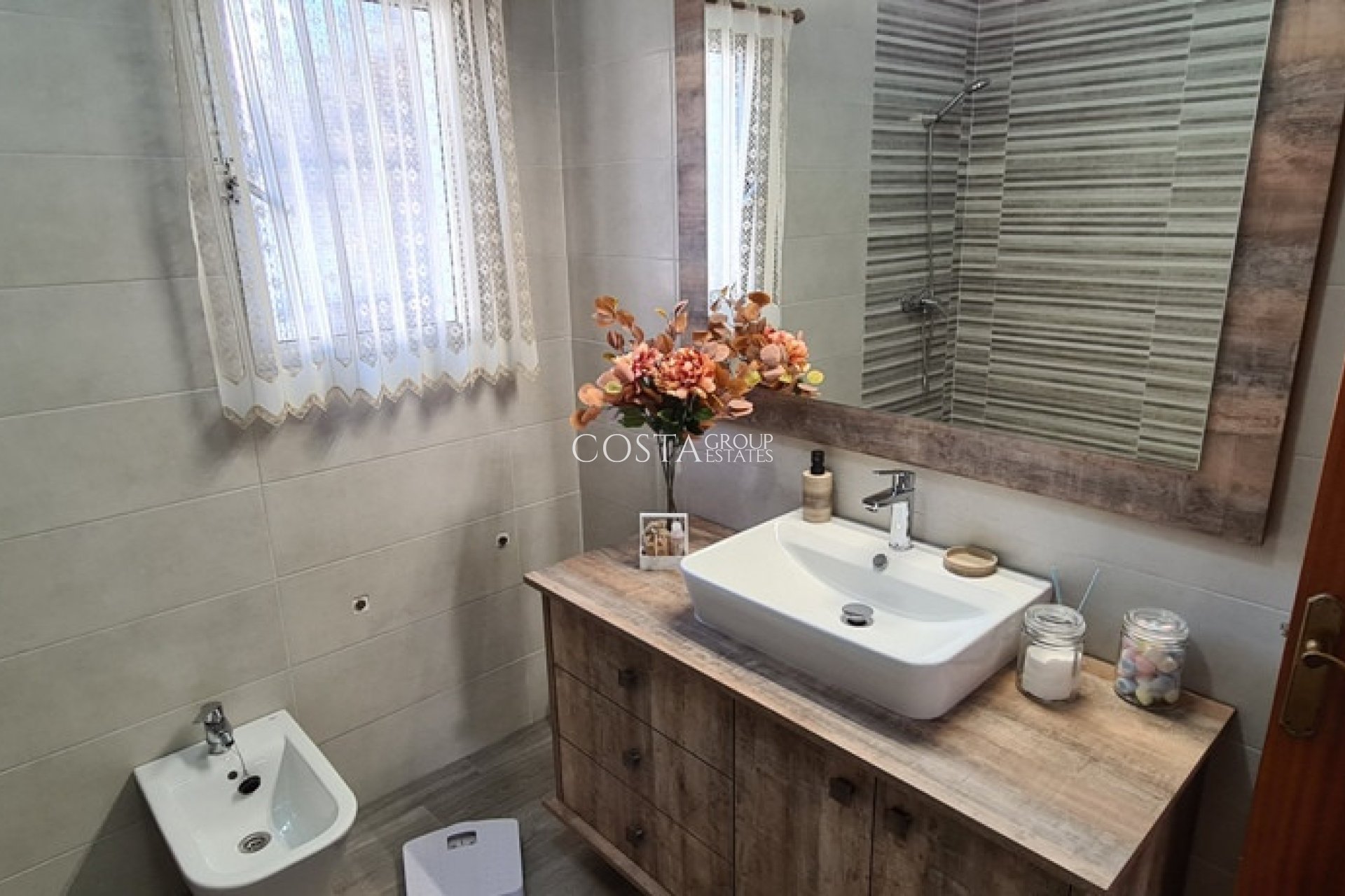 Herverkoop - Villa -
Orihuela Costa - La Matanza