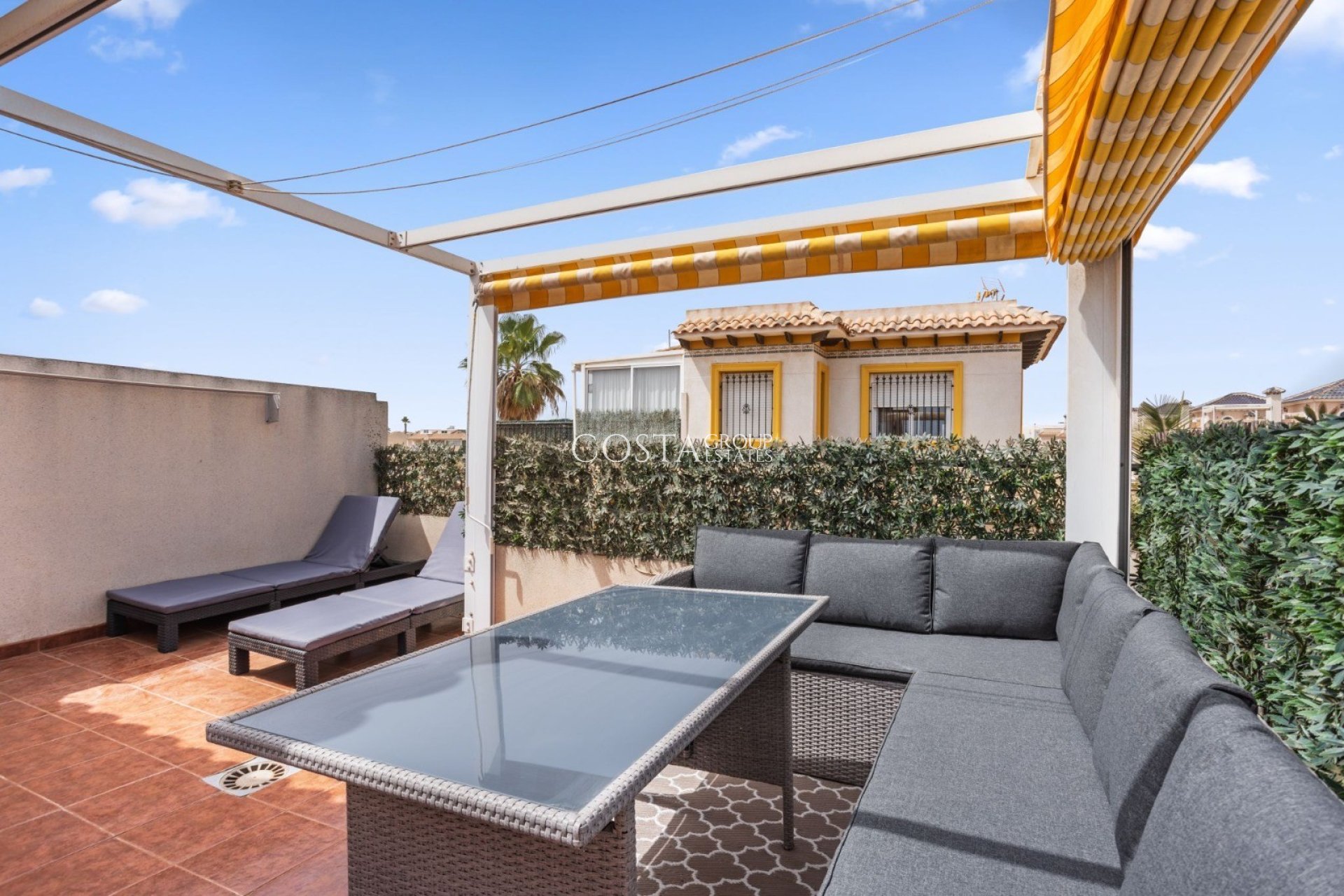 Herverkoop - Villa -
Orihuela Costa - La Regia