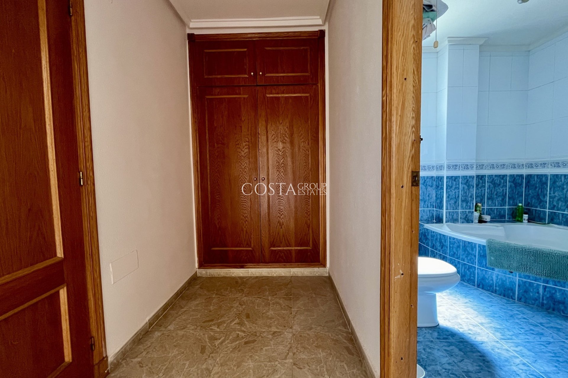 Herverkoop - Villa -
Orihuela Costa - La Zenia