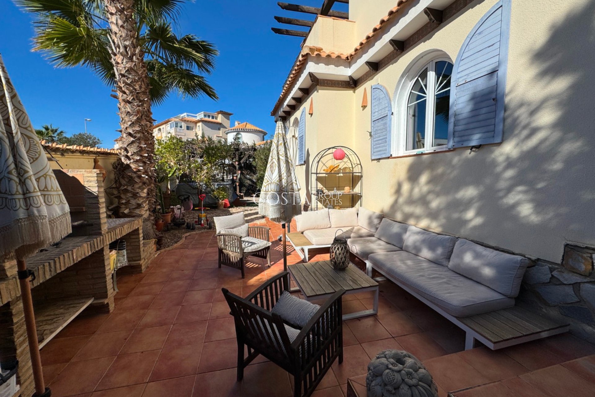 Herverkoop - Villa -
Orihuela Costa - La Zenia