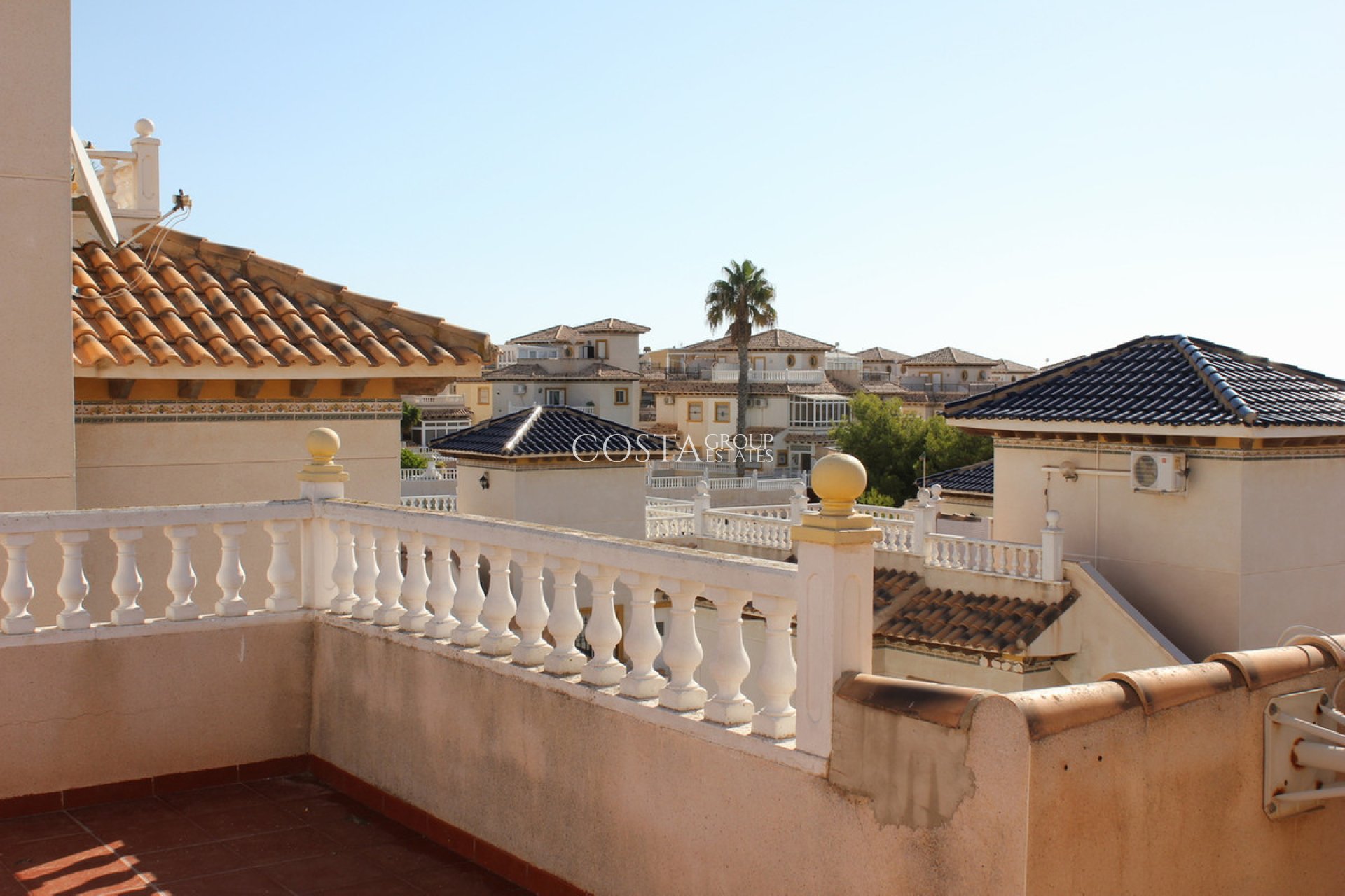 Herverkoop - Villa -
Orihuela Costa - La Zenia