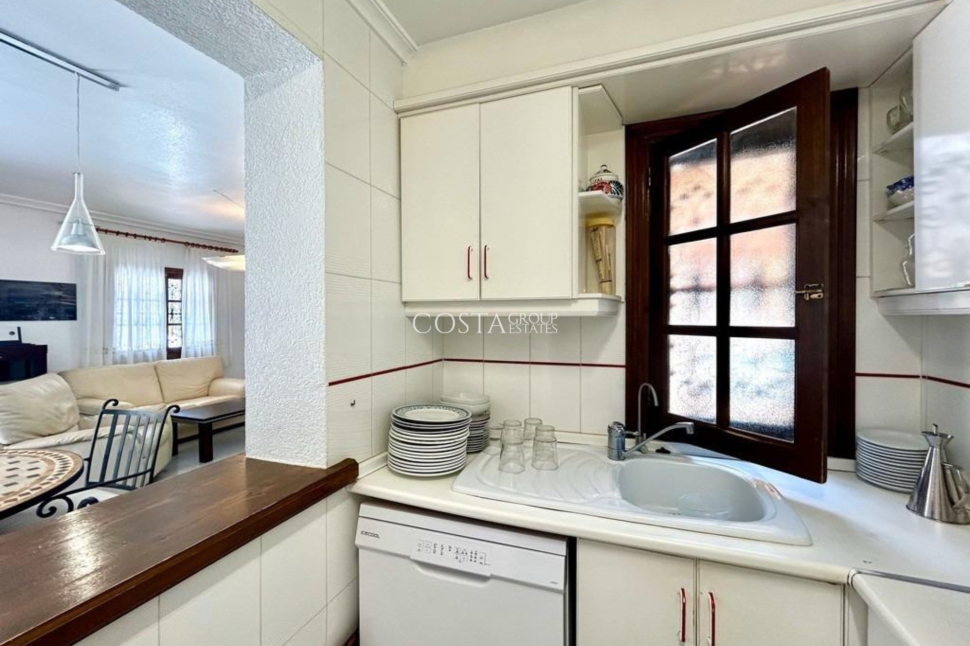 Herverkoop - Villa -
Orihuela Costa - La Zenia