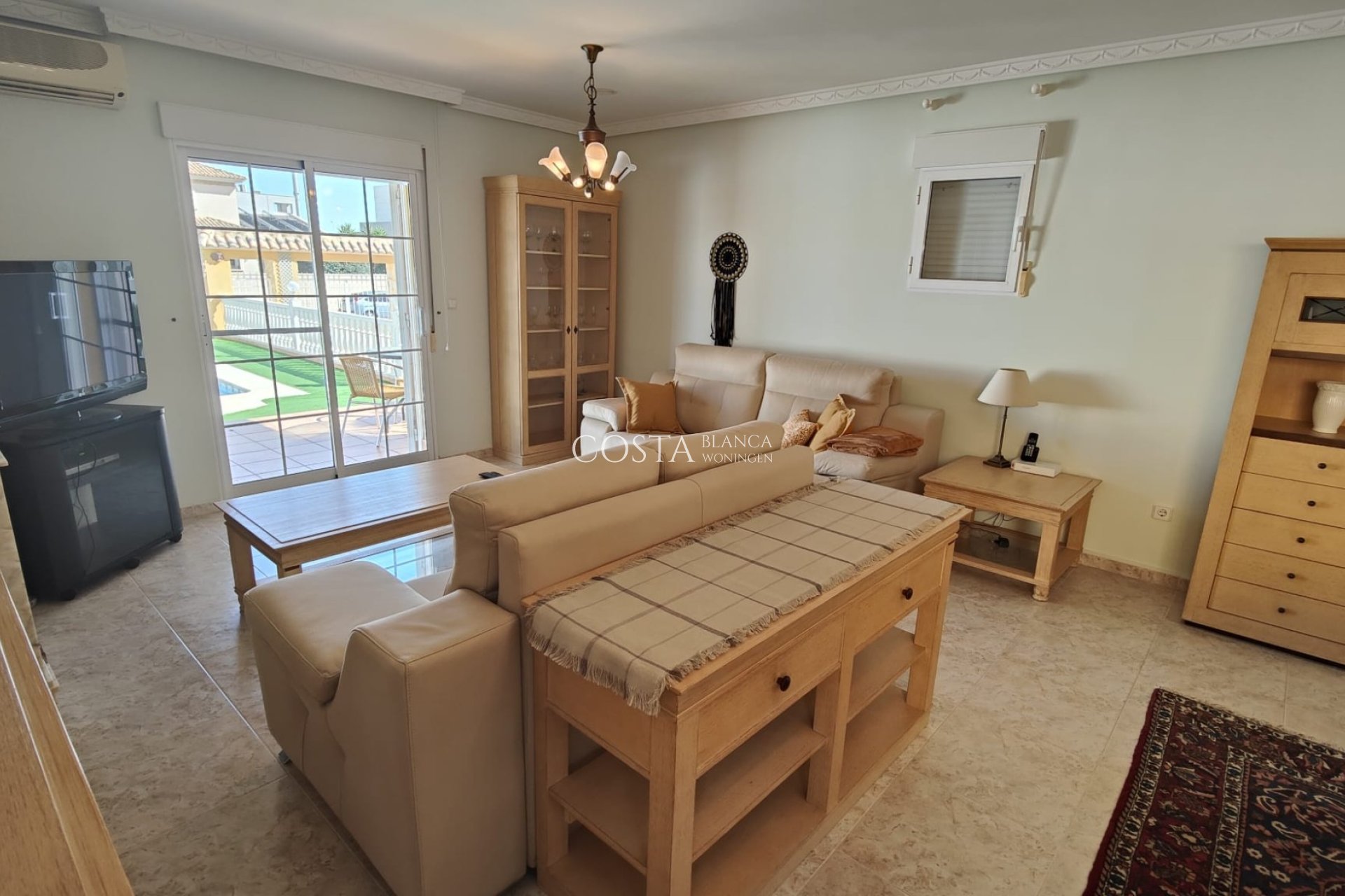Herverkoop - Villa -
Orihuela Costa - La Zenia
