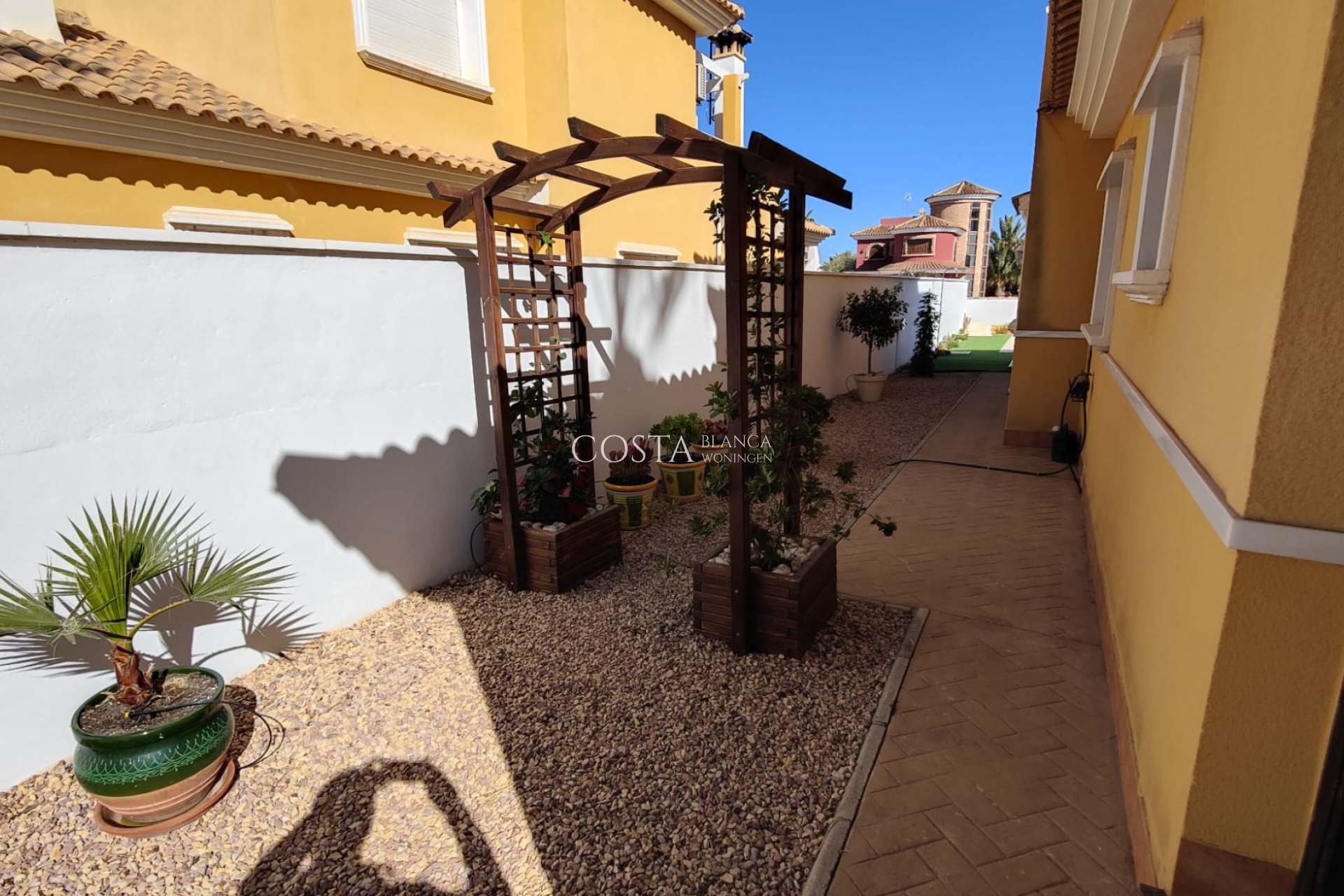 Herverkoop - Villa -
Orihuela Costa - La Zenia