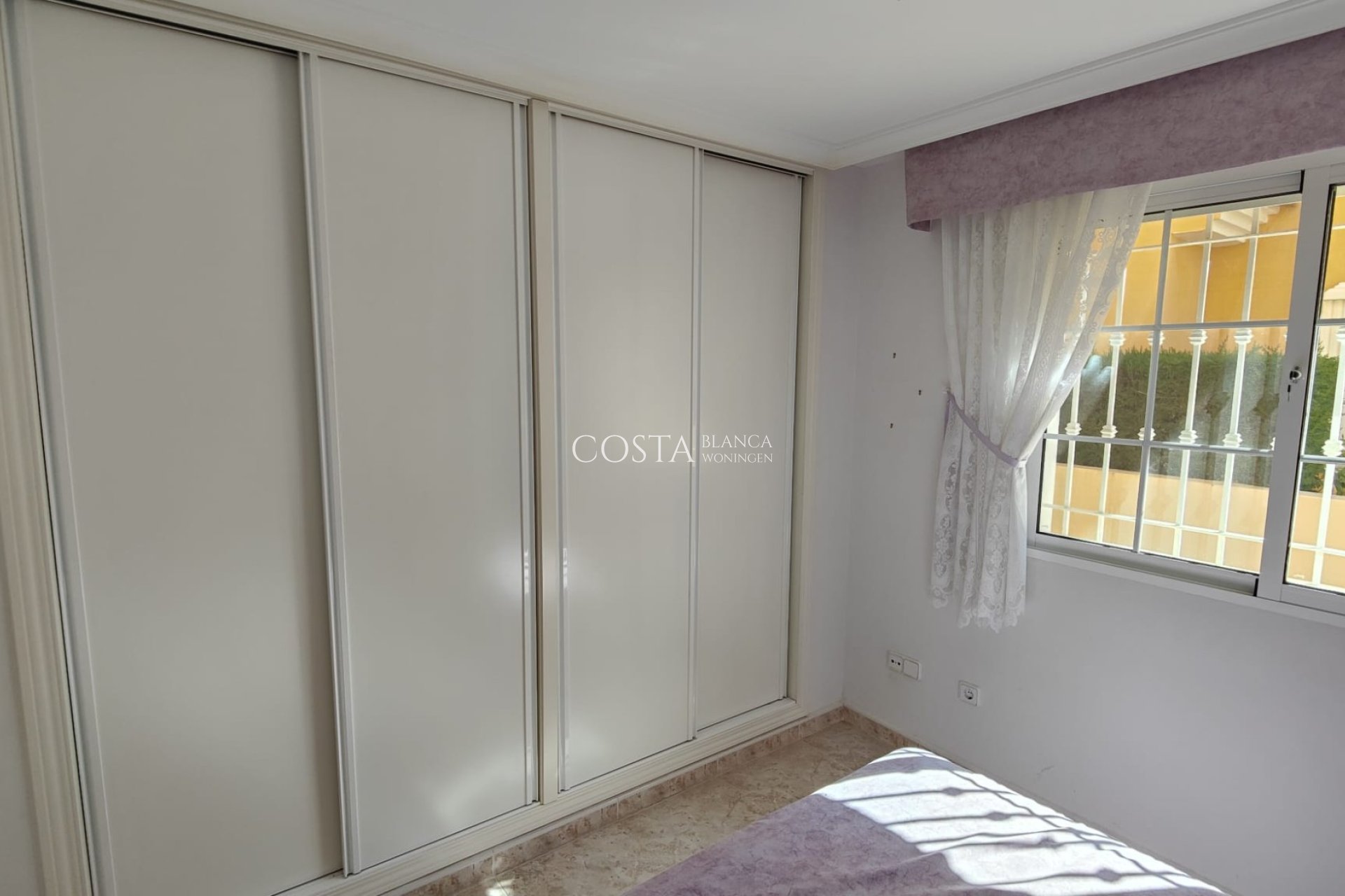 Herverkoop - Villa -
Orihuela Costa - La Zenia
