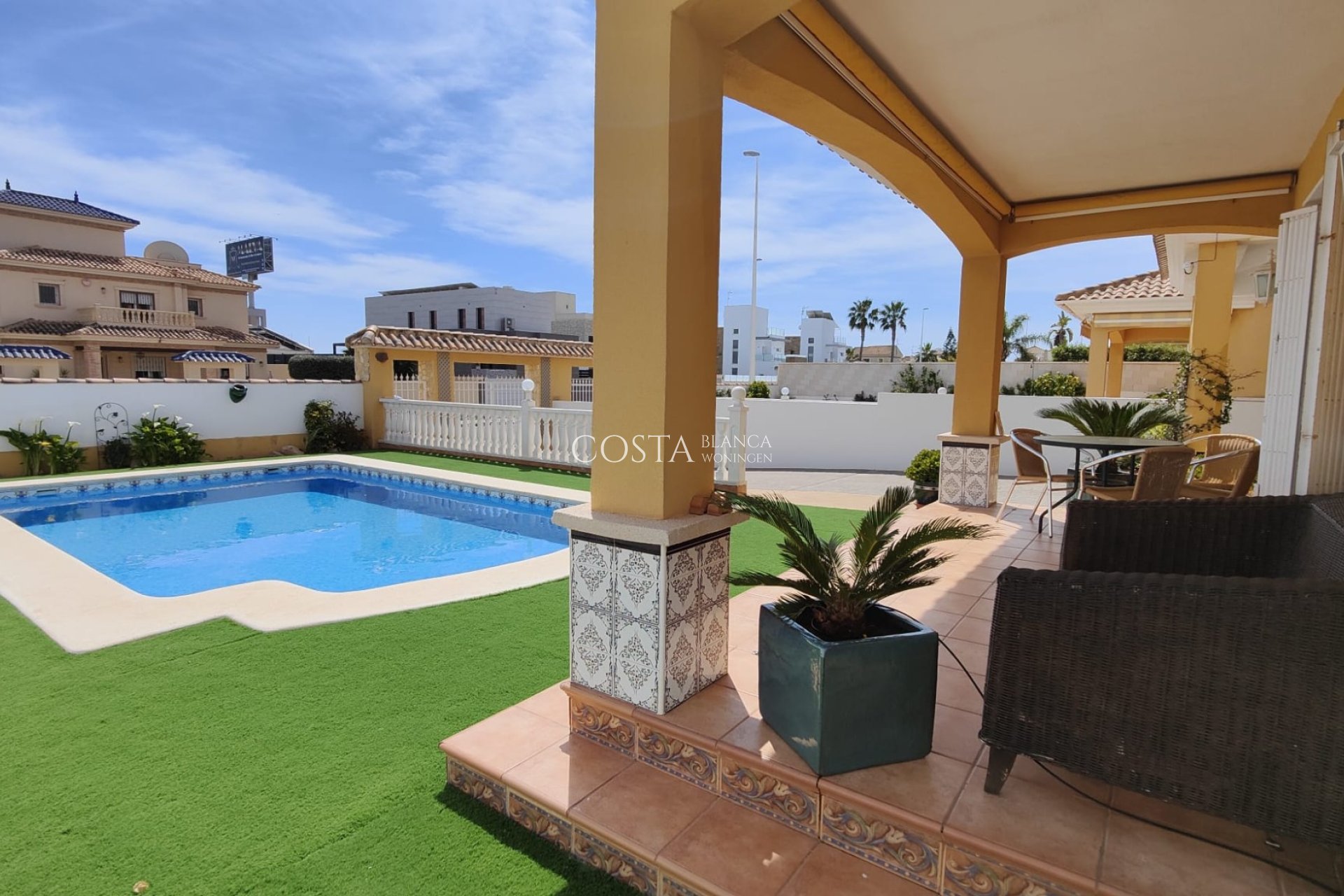 Herverkoop - Villa -
Orihuela Costa - La Zenia