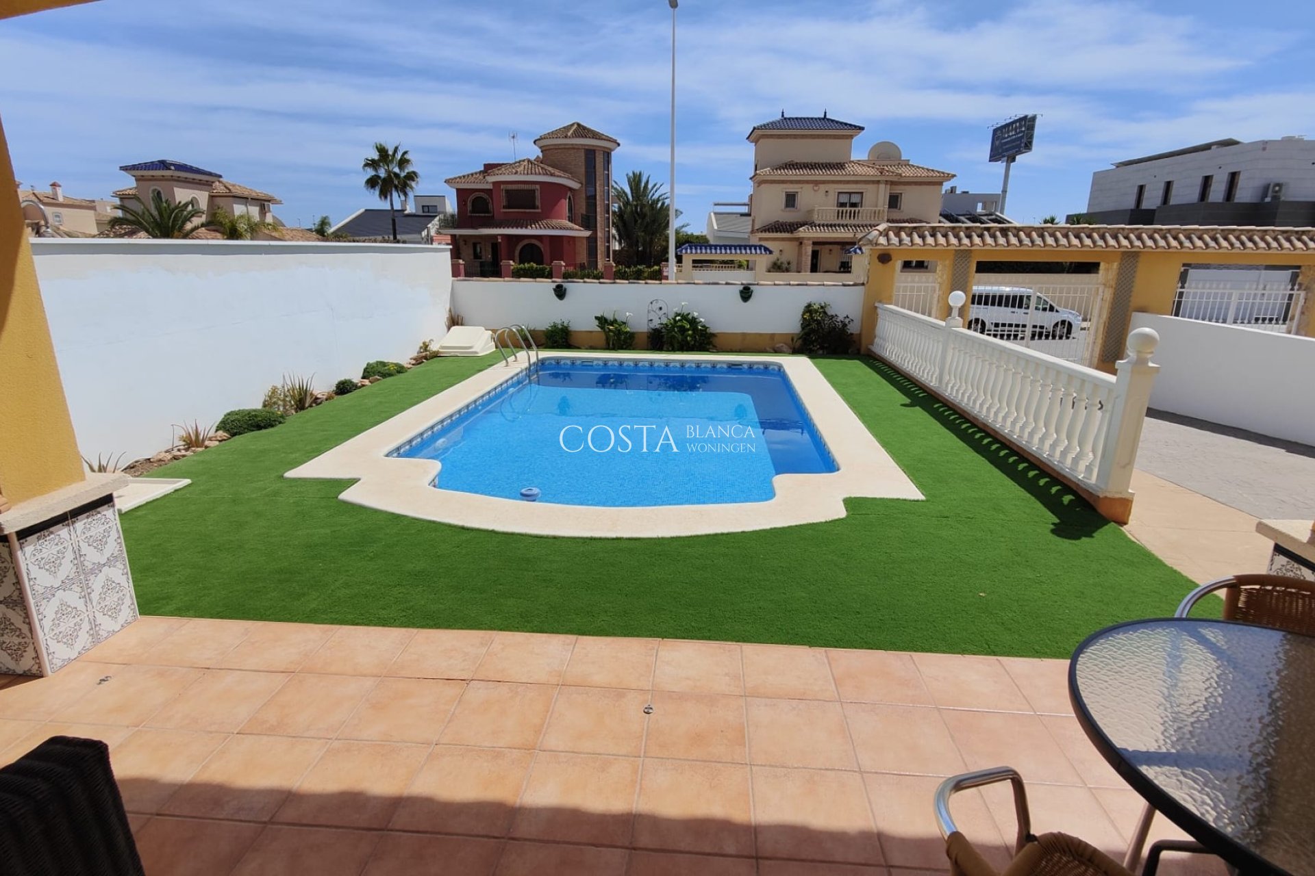 Herverkoop - Villa -
Orihuela Costa - La Zenia