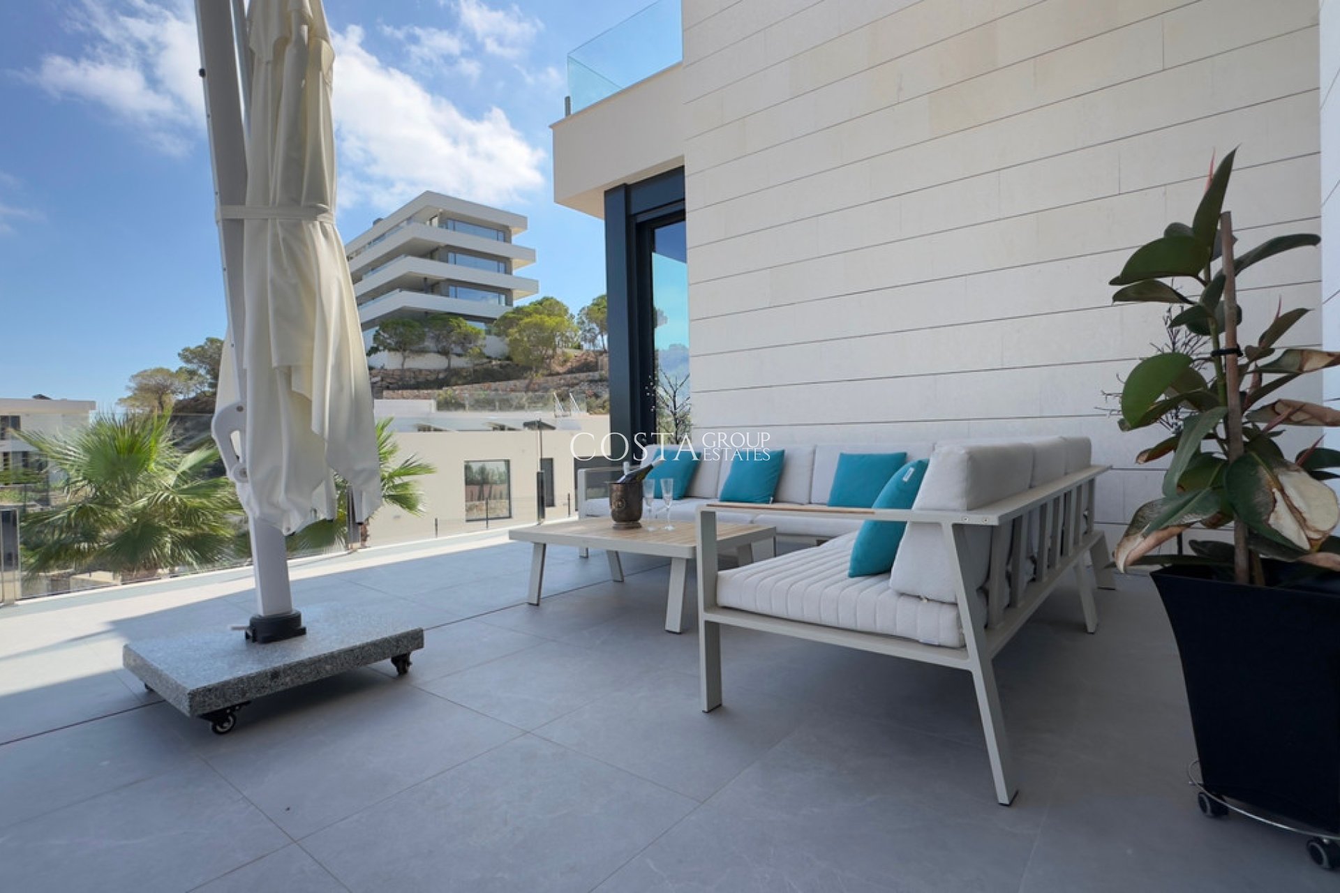 Herverkoop - Villa -
Orihuela Costa - Las Colinas Golf