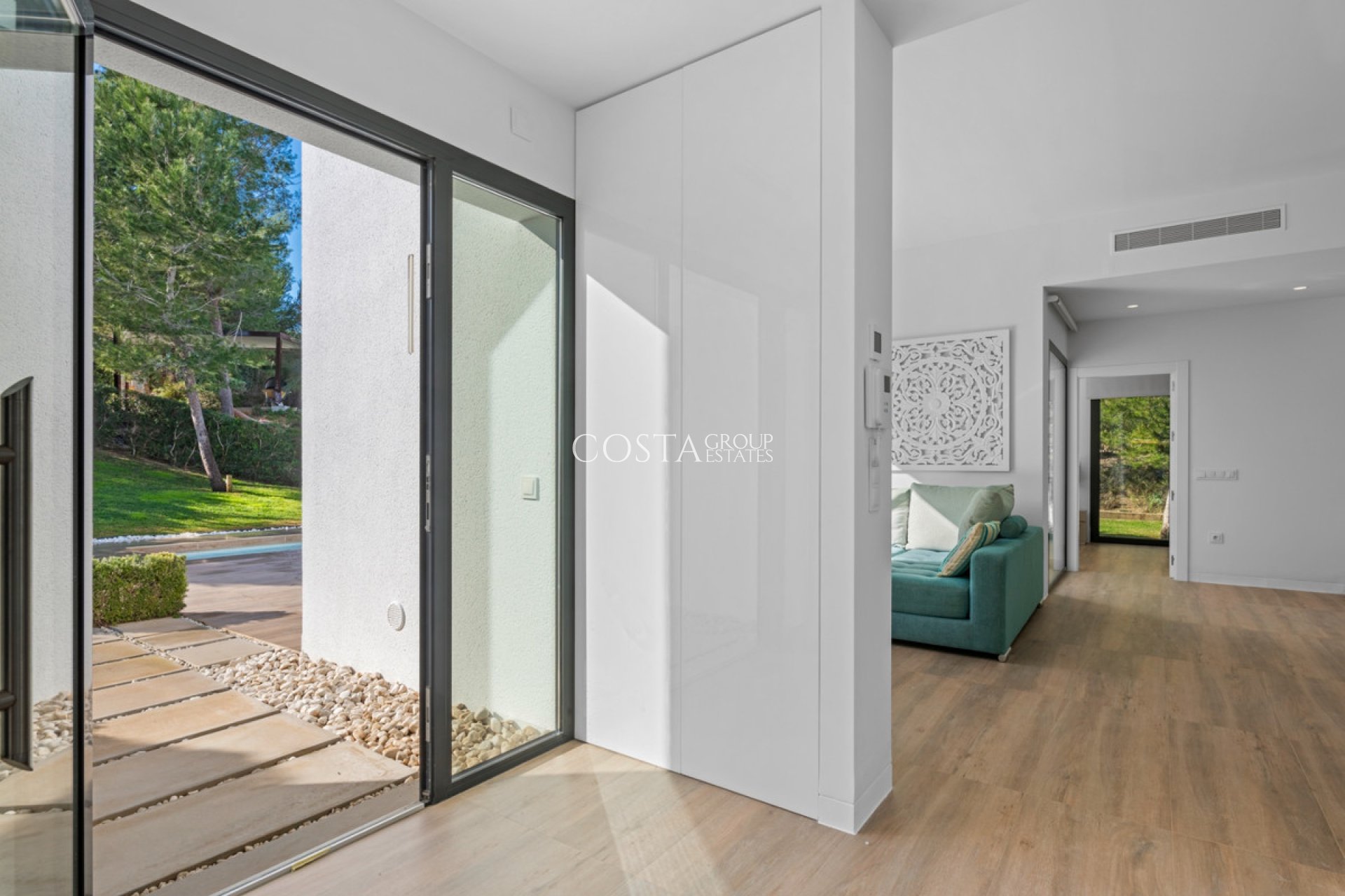 Herverkoop - Villa -
Orihuela Costa - Las Colinas Golf