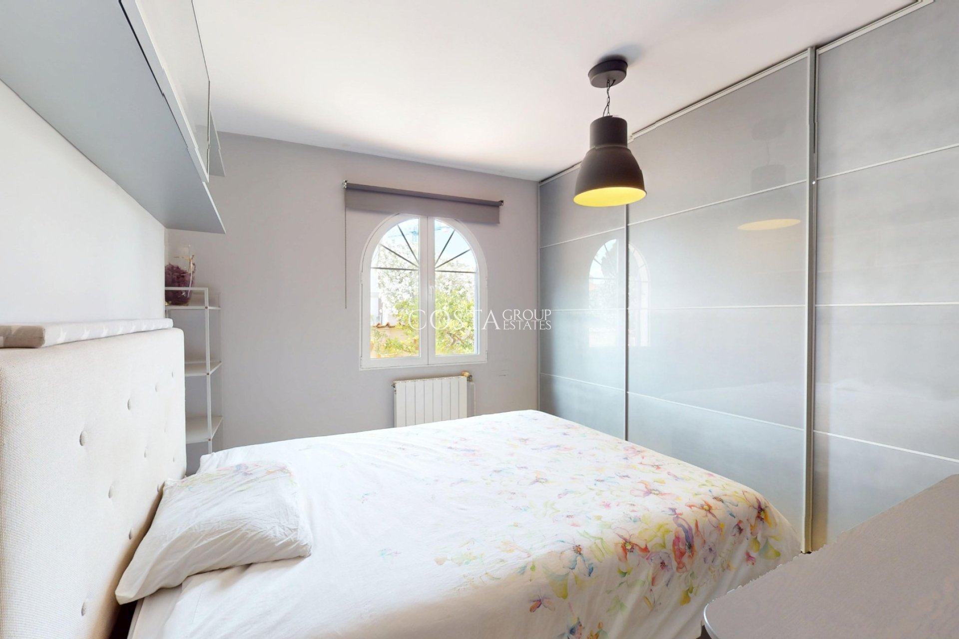 Herverkoop - Villa -
Orihuela Costa - Las Filipinas