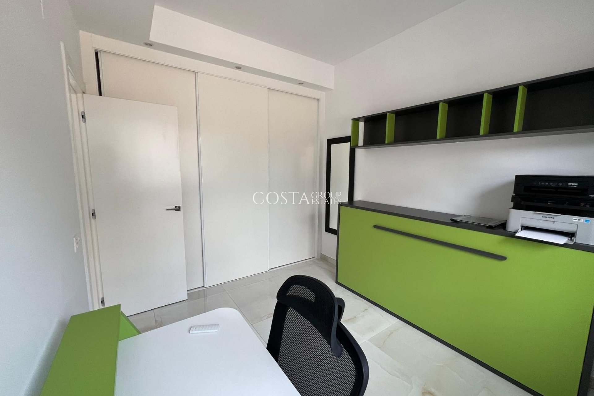 Herverkoop - Villa -
Orihuela Costa - Lomas De Cabo Roig