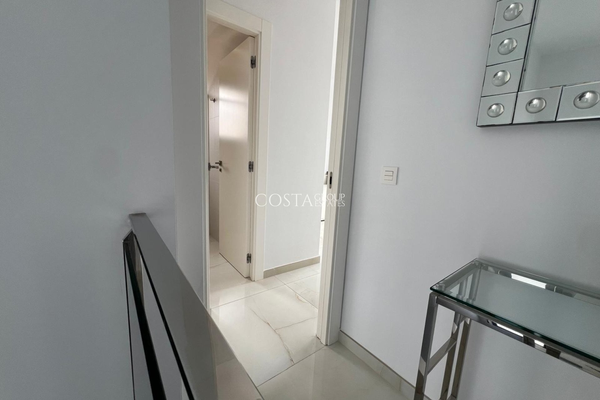 Herverkoop - Villa -
Orihuela Costa - Lomas De Cabo Roig