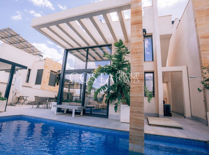 Herverkoop - Villa -
Orihuela Costa - Lomas de Cabo Roig