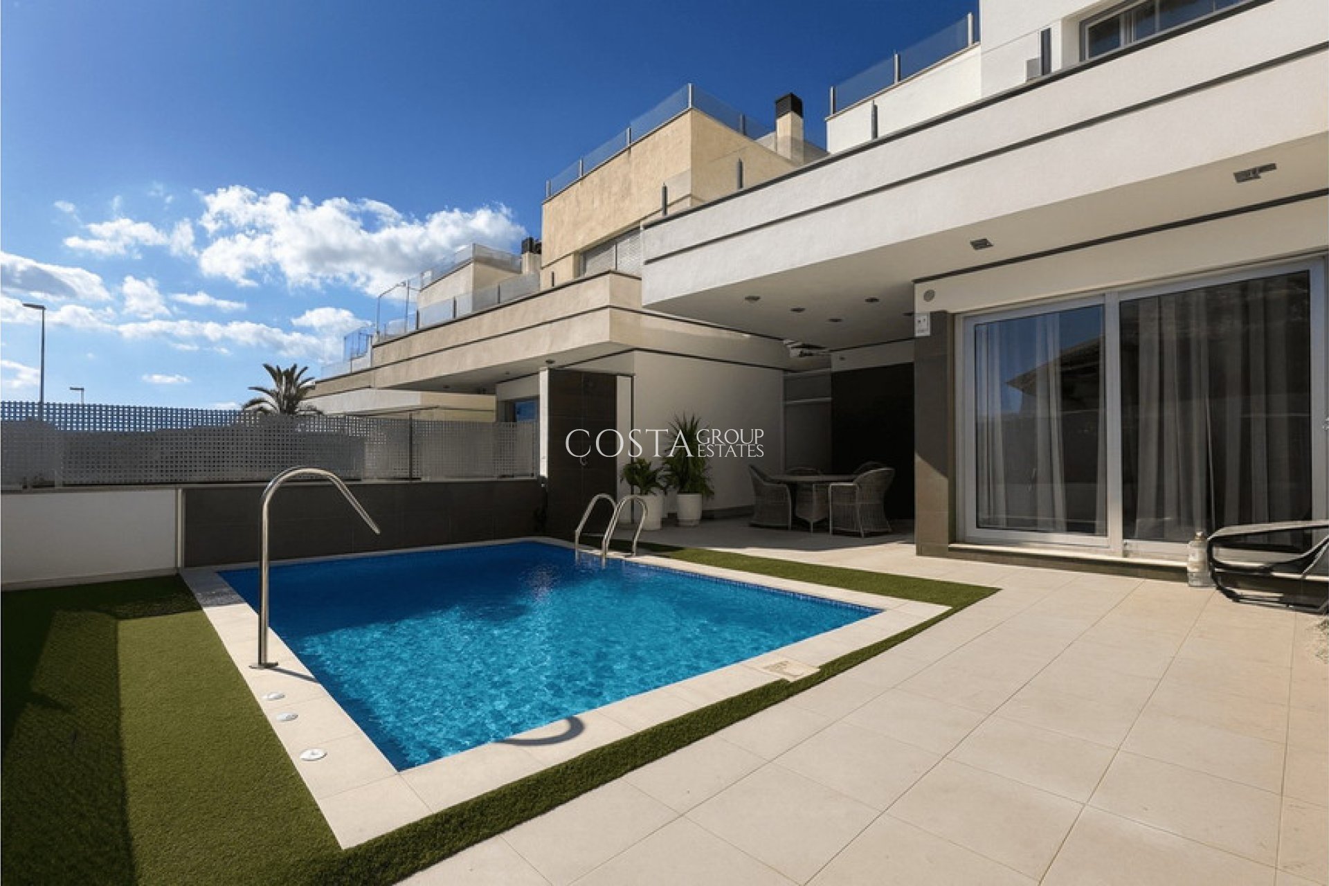 Herverkoop - Villa -
Orihuela Costa - Lomas de Cabo Roig