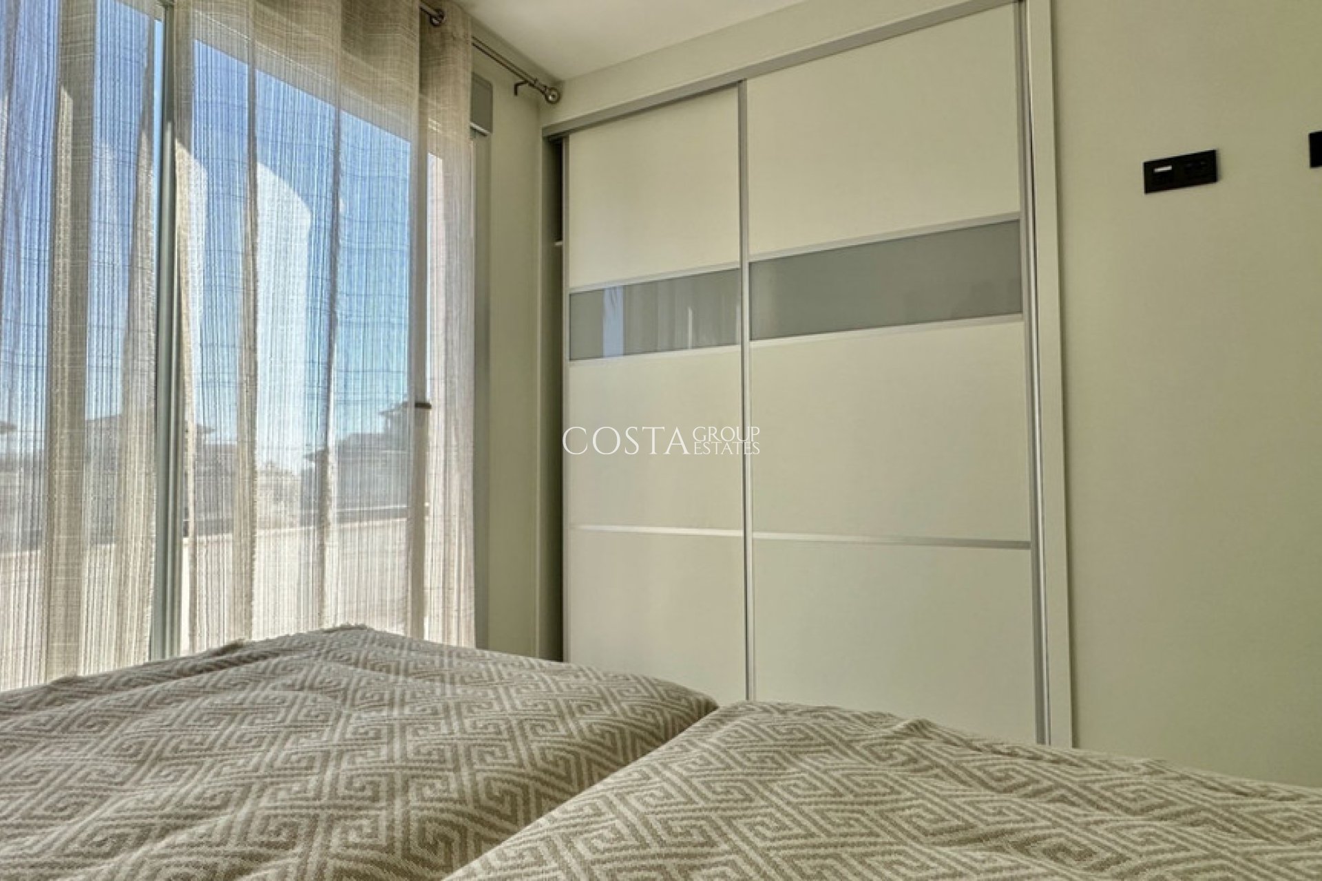 Herverkoop - Villa -
Orihuela Costa - Lomas de Cabo Roig