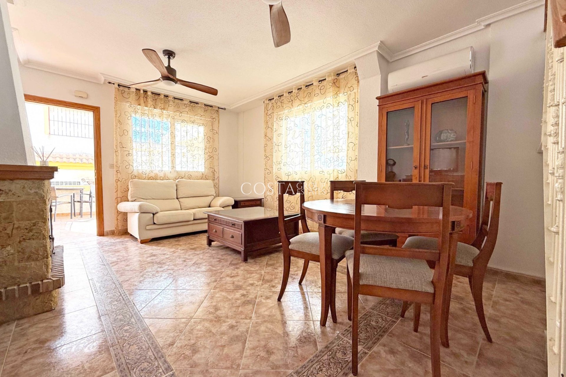 Herverkoop - Villa -
Orihuela Costa - Los Altos