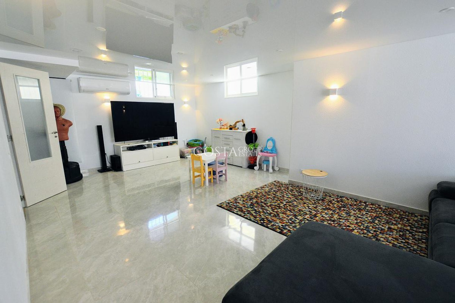 Herverkoop - Villa -
Orihuela Costa - Los Altos